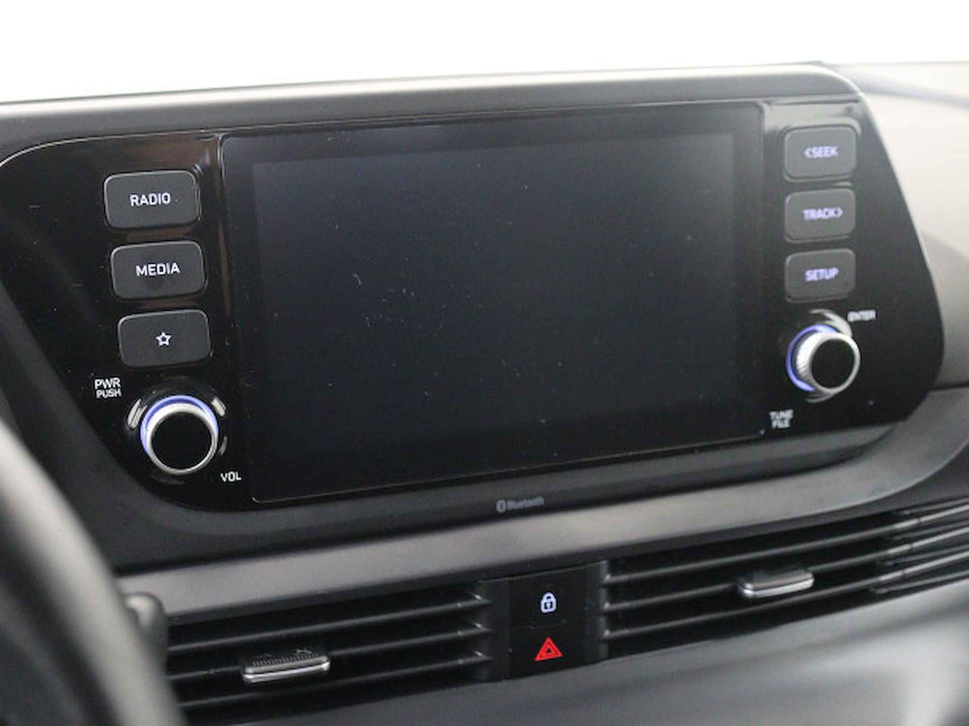 Hyundai i20 1.0 T-GDI Comfort | Navigatie by App | Airco | Lichtmetalen Velgen MD - 11/26