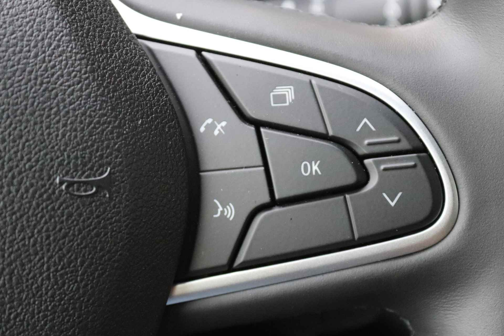 Renault Mégane Estate 1.3 TCe 140 EDC Techno | Automaat | Navigatie 9,3" |  Apple Carplay | LED koplampen | Camera | Parkeersensoren | Bose Audio | Winter-pakket | LMV 17" | - 27/35