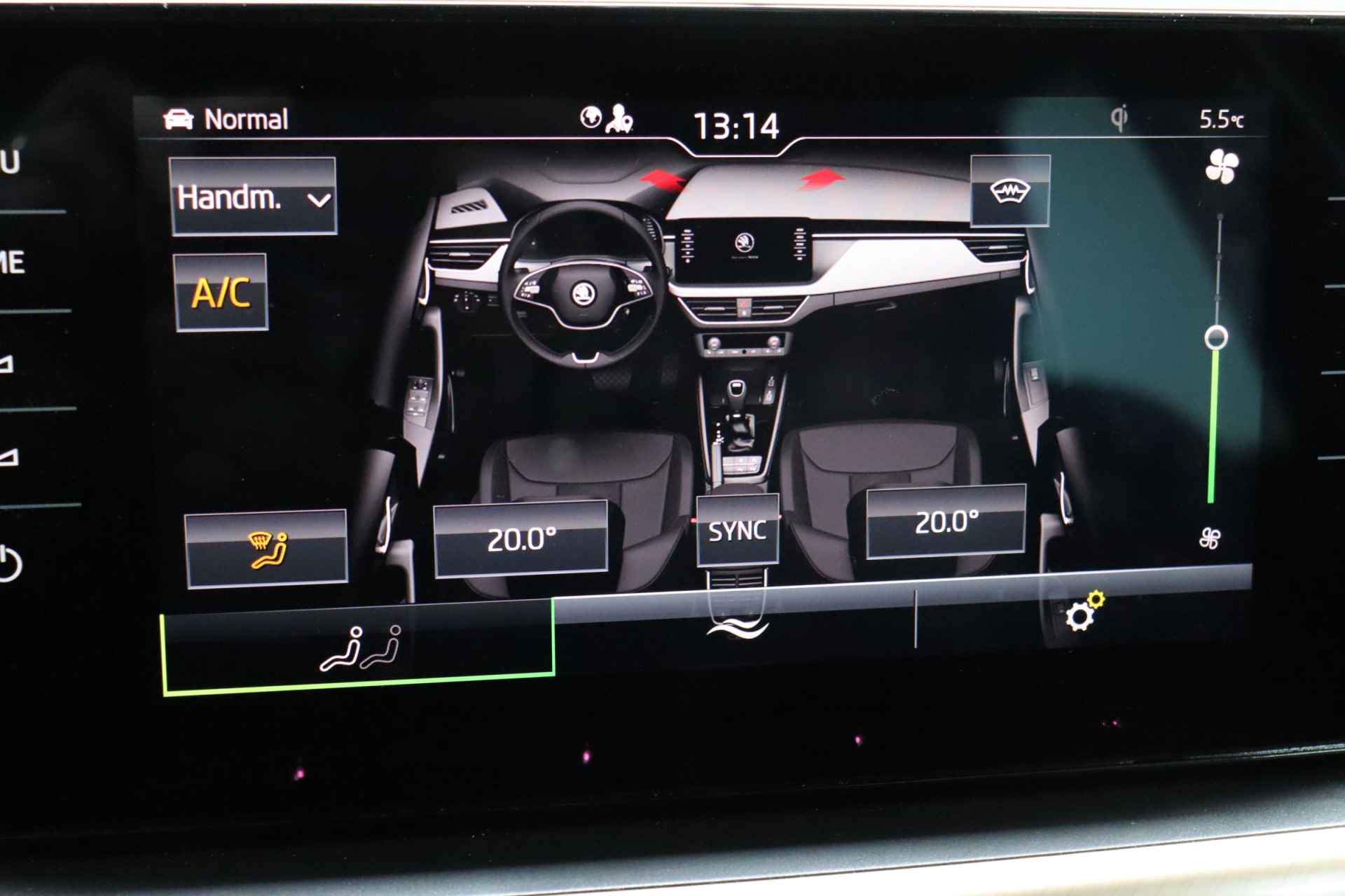 Škoda Kamiq 1.0 TSI Business Edition | Automaat DSG | Virt Cockpit | Navigatie | Clima | Camera | Led - 24/32