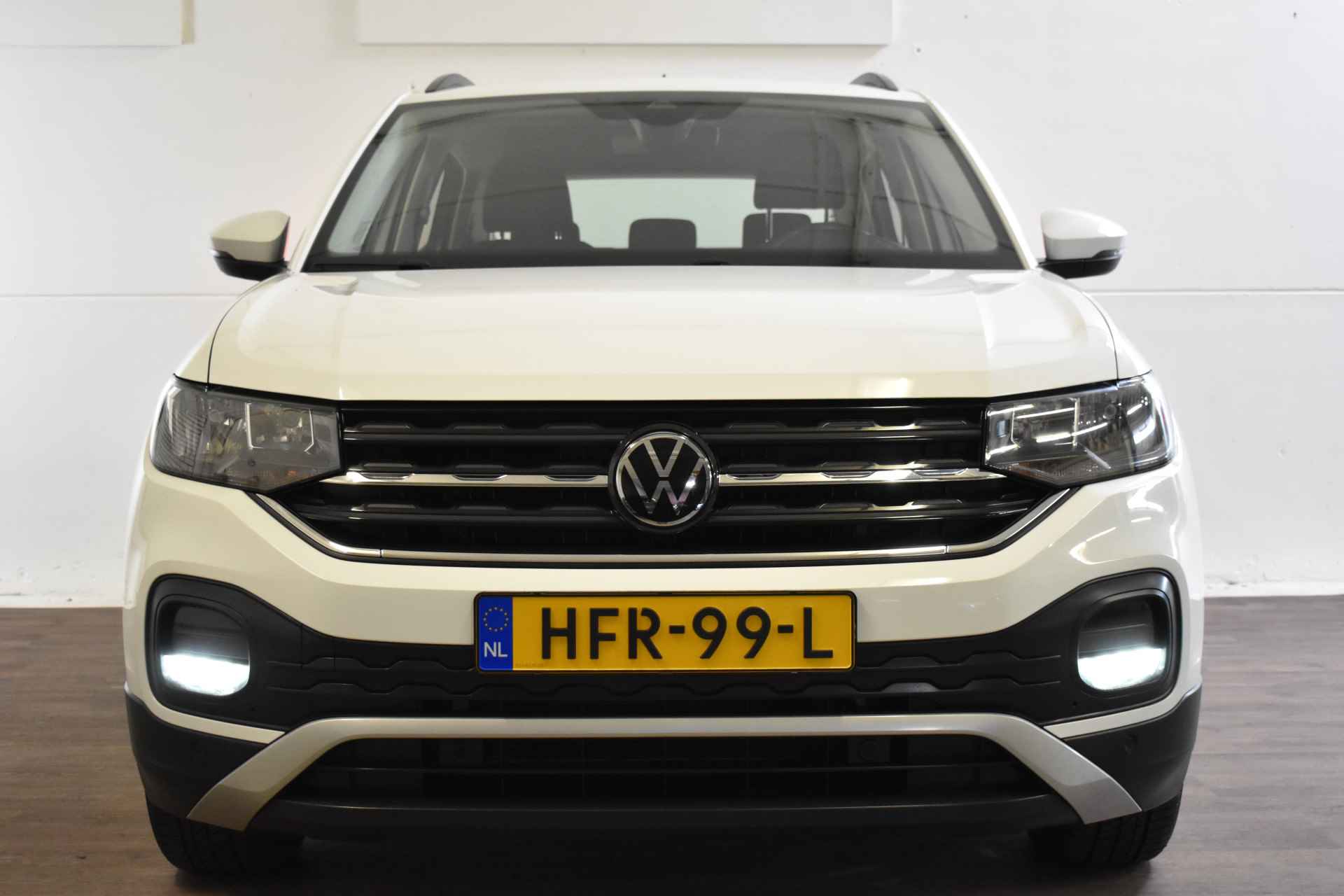 Volkswagen T-Cross TSI 110PK LIFE VIRTUAL/NAVI/CARPLAY - 5/35