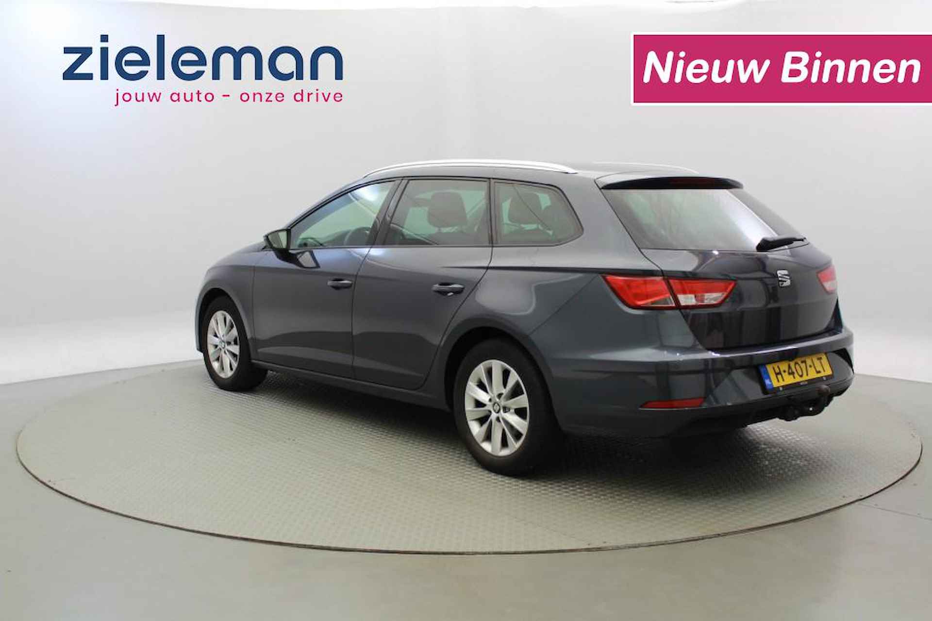 SEAT Leon ST 1.6 TDI Style Ultimate Edition - 3/27