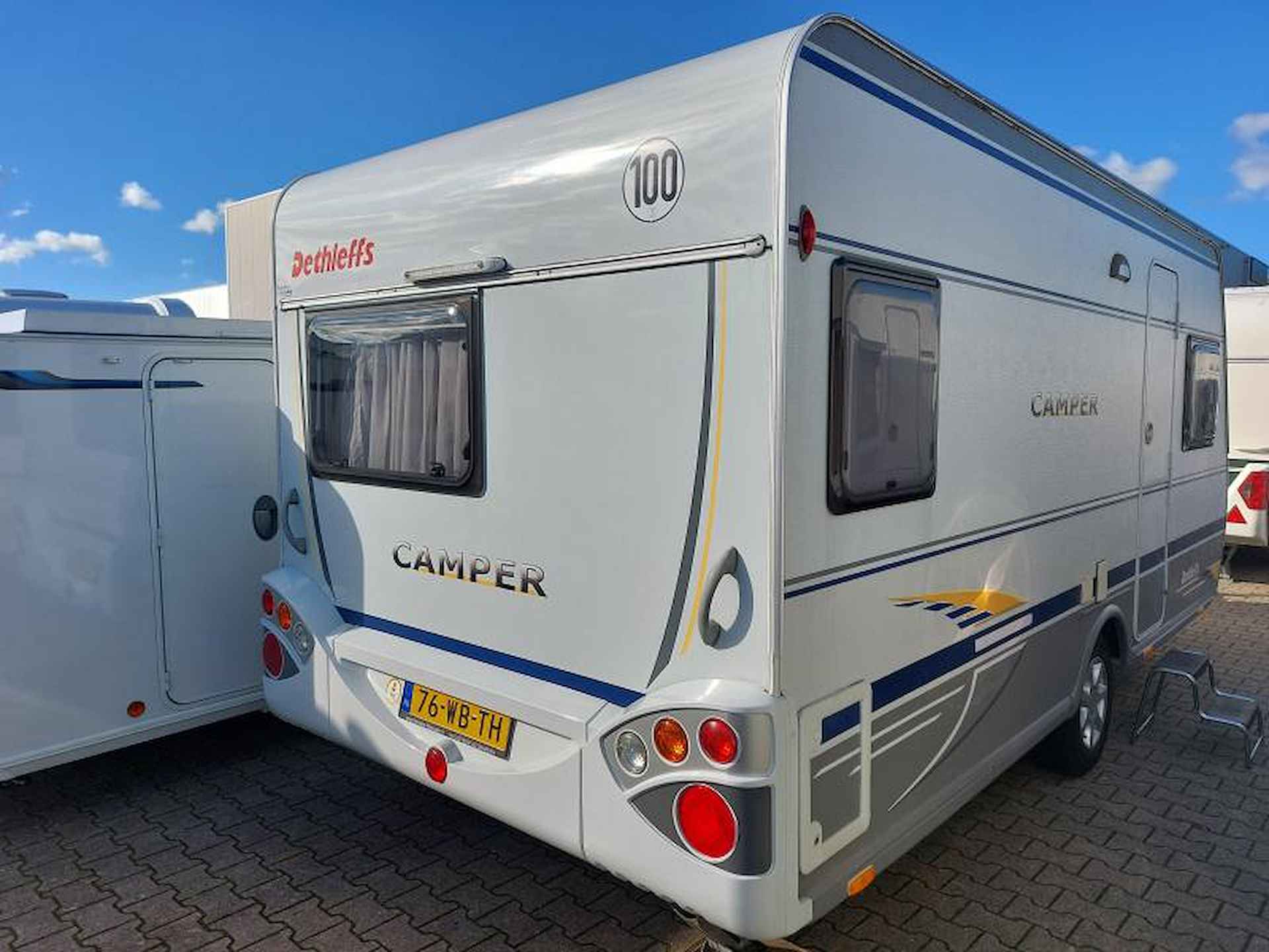 Dethleffs Camper 450 DB 2008 Fransbed - 3/14