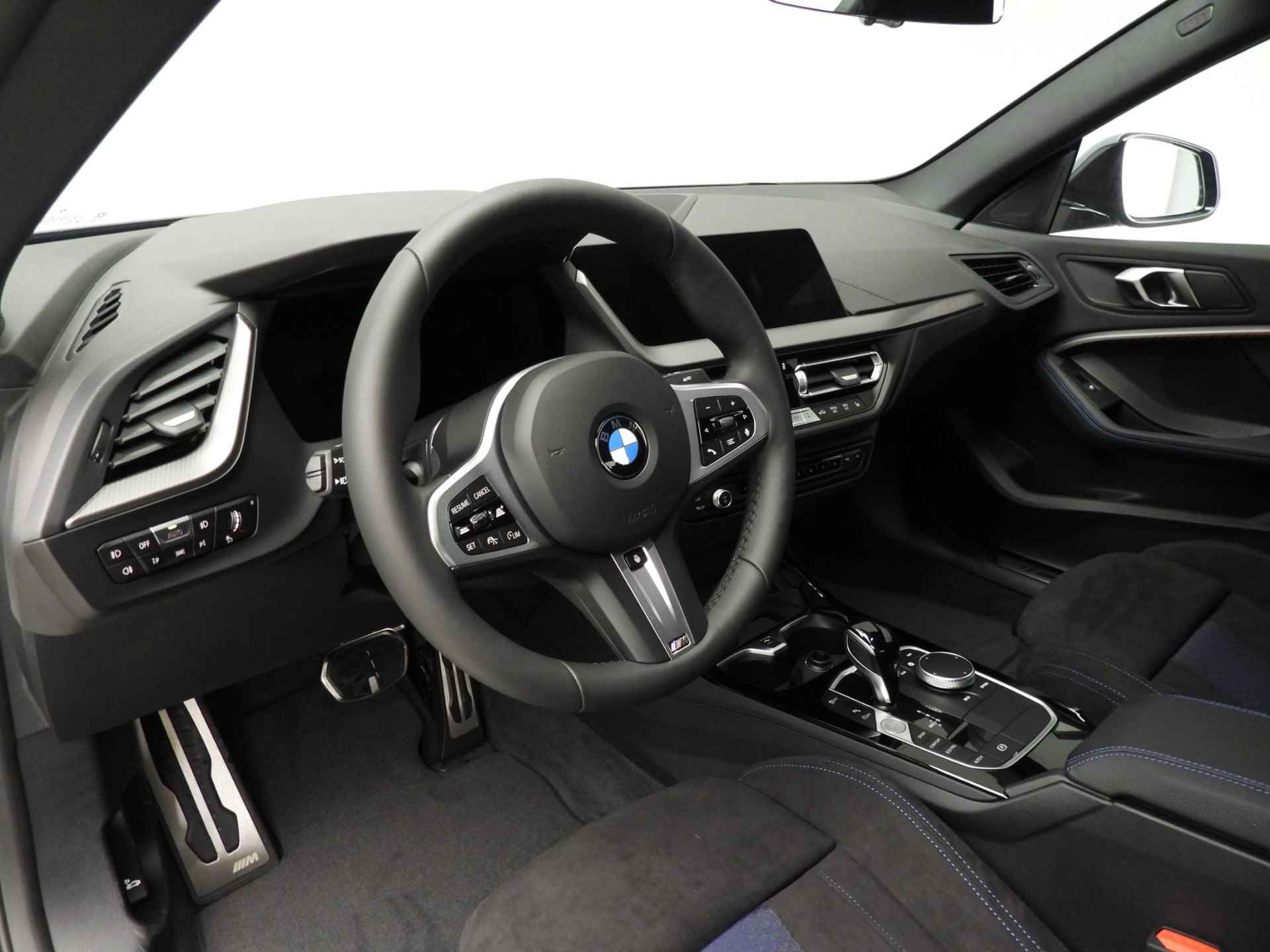 BMW 2 Serie Gran Coupé 218i | Model M Sport | M Sportpakket Pro | Equipment Pack | Comfort Pack | Travel Pack - 7/36