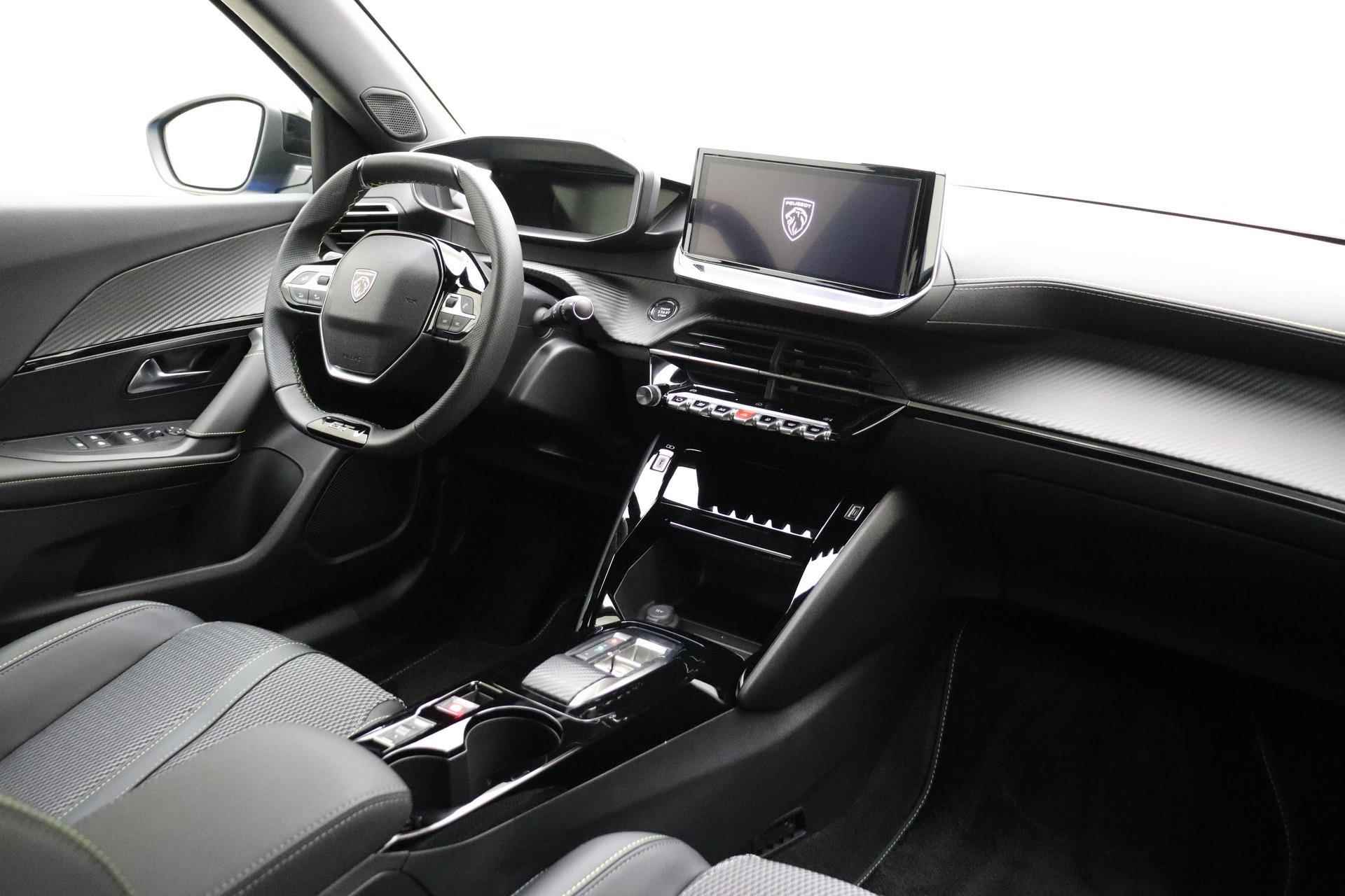 Peugeot e-2008 EV GT 54 kWh | Lichtmetalen Velgen | Voor/Achter Camera | Dodehoek Detectie | Cruise Control | 3D Cockpit | - 4/40