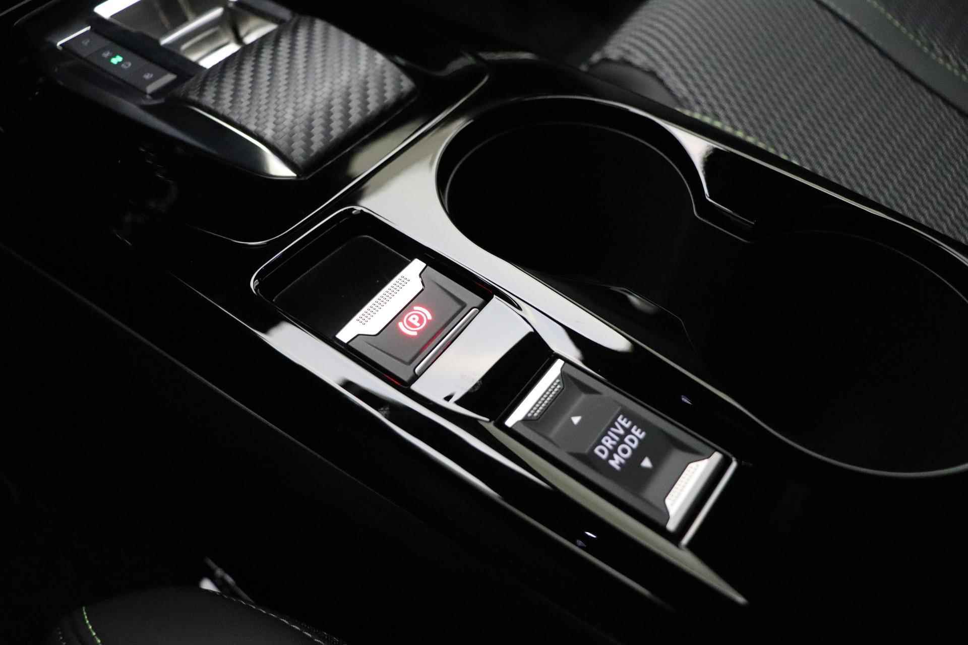 Peugeot e-2008 EV GT 54 kWh | Lichtmetalen Velgen | Voor/Achter Camera | Dodehoek Detectie | Cruise Control | 3D Cockpit | - 30/40