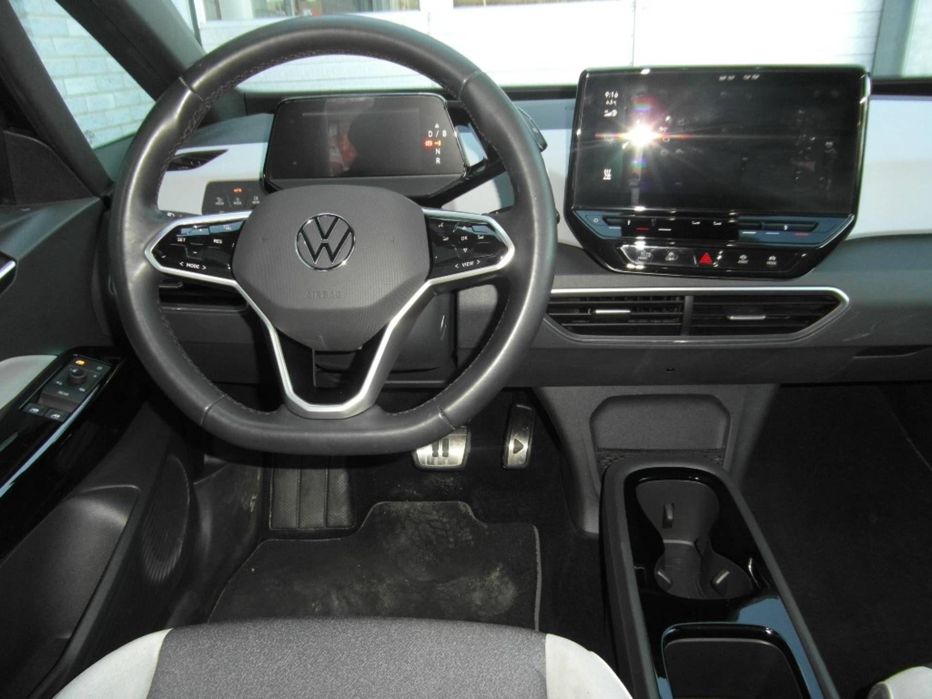 Volkswagen ID.3 Pro Preformance 58 kWh Na subsidie  37.870 Inclusief Afleveringskosten - 23/35