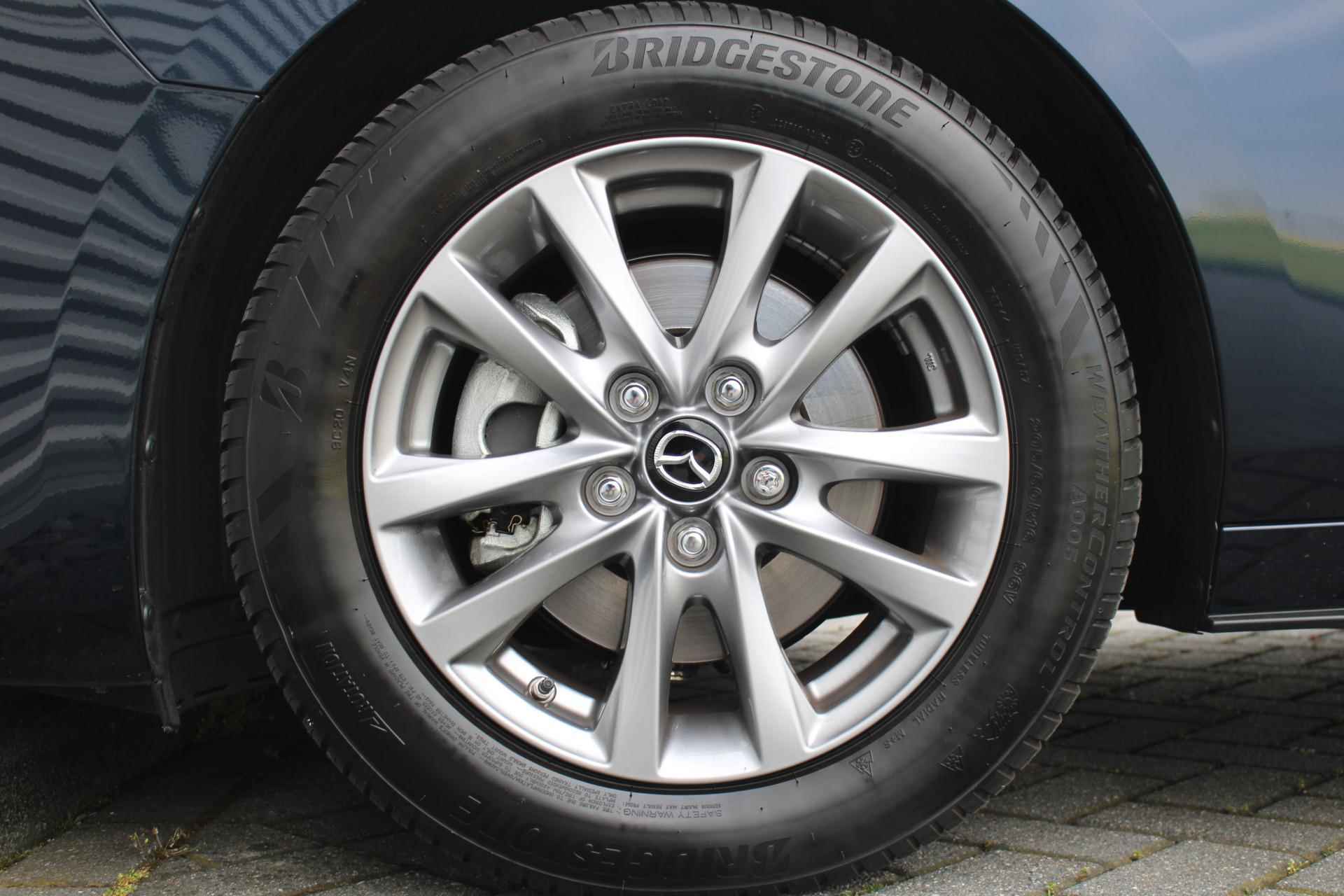 Mazda 3 2.0 SkyActiv-X 180 Comfort met Bose | Airco | Navi | Cruise | PDC | Camera | Bluetooth | 16"LM | - 33/34