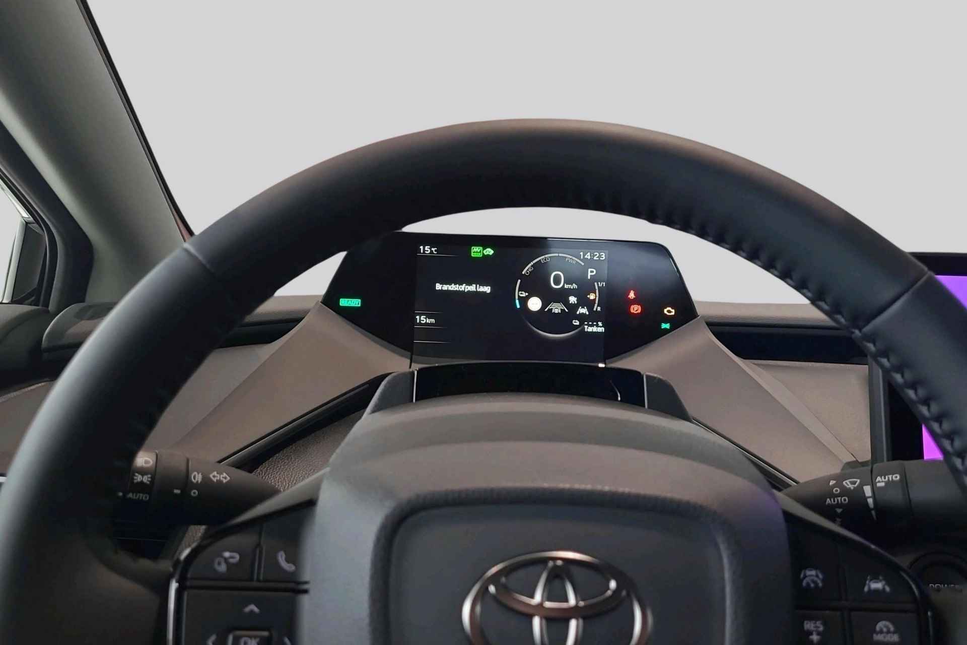 Toyota Prius 2.0 Plug-in Executive ELEK-KLEP STOEL/STUURVERWARMING 19'' LICHTMETAAL KEYLESS NAVI - 9/13