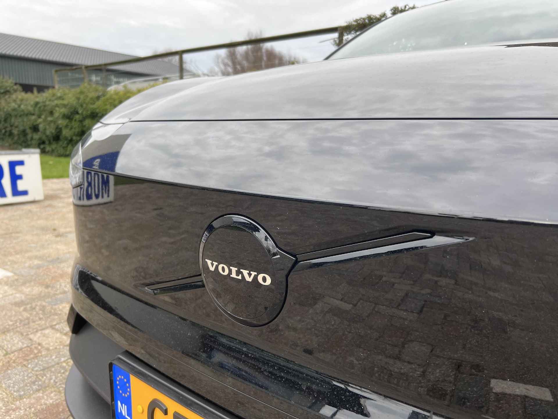 Volvo EX30 Single Core 51 kWh | Black pack | Stoel-/Stuurverwarming | - 9/23