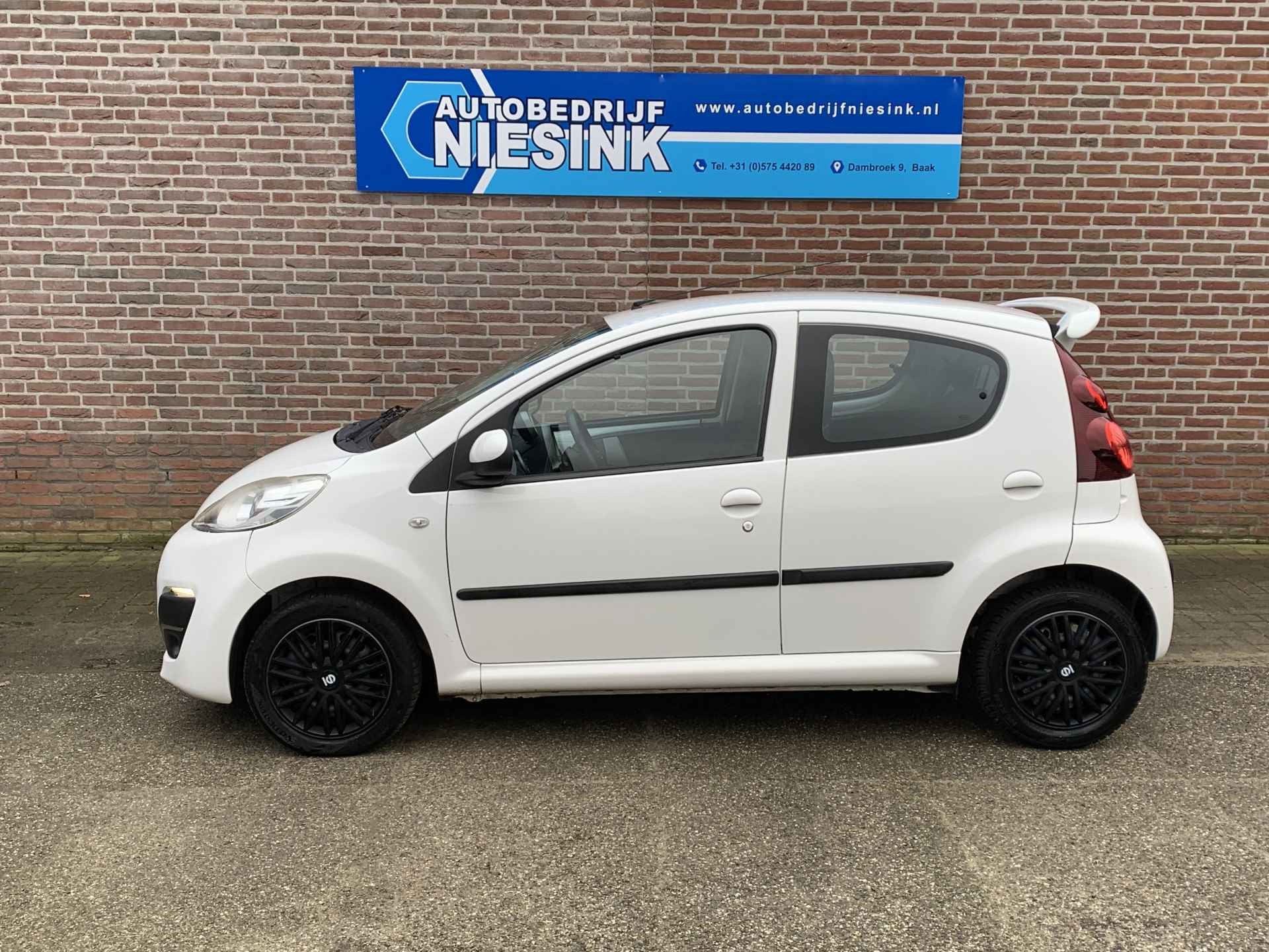 Peugeot 107 1.0 Active - 6/29