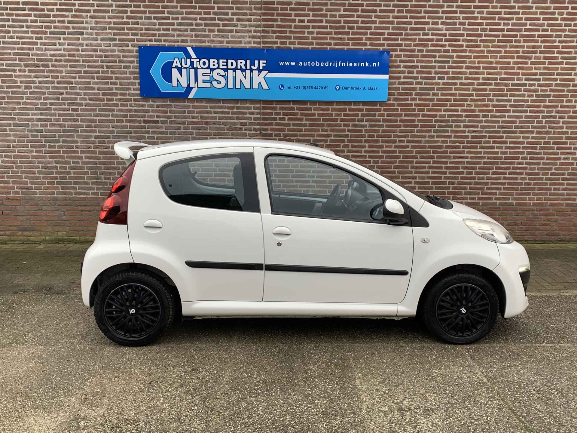 Peugeot 107 1.0 Active - 8/29