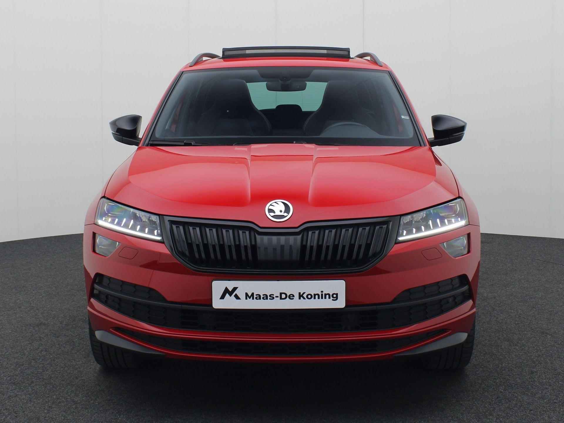 Skoda Karoq 1.5 TSI Sportline Business Panoramadak, Navi, Camera, Trekhaak - 7/47