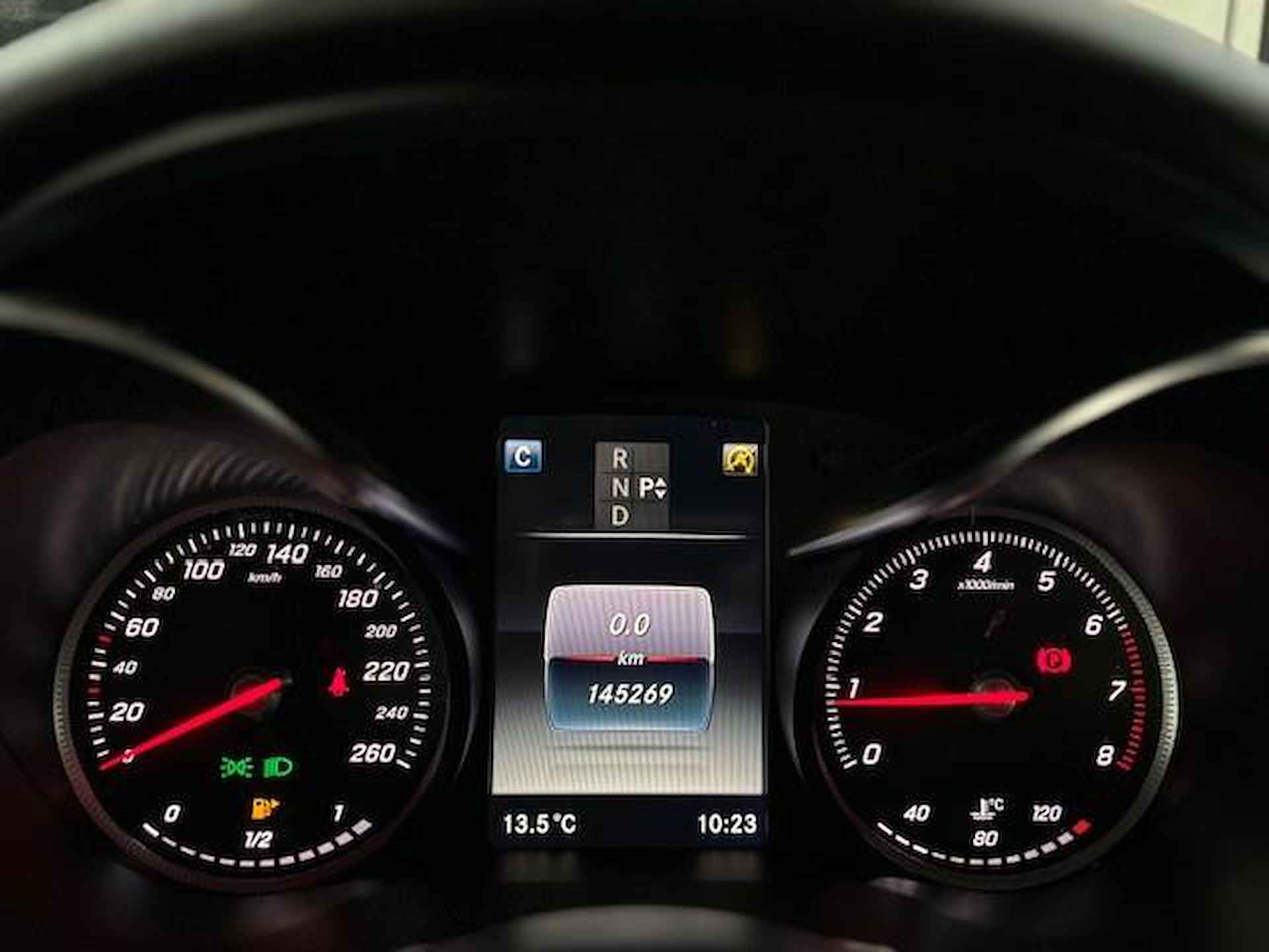 Mercedes-Benz C-klasse 180 Prestige | AMG | Stoelverwarming | Leder | Elektr. achterklep | NL Auto | - 5/23