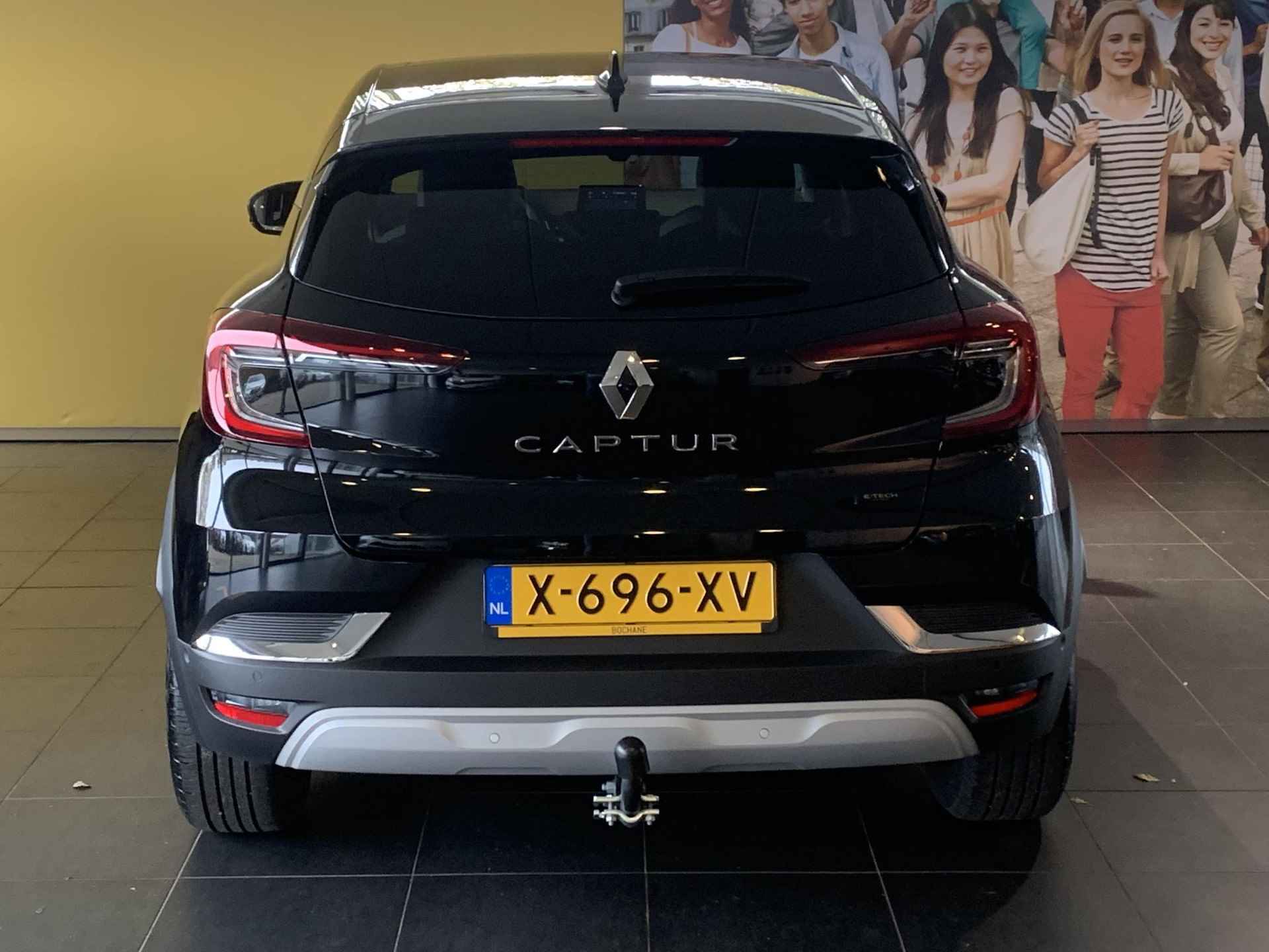 Renault Captur 1.6 E-Tech Hybrid 145 EDC Techno AUTOMAAT | TREKHAAK | ELEKTR SCHUIF/KANTELDANK | RONDOM ZICHT CAMERA | COMPLETE AUTO! - 12/19