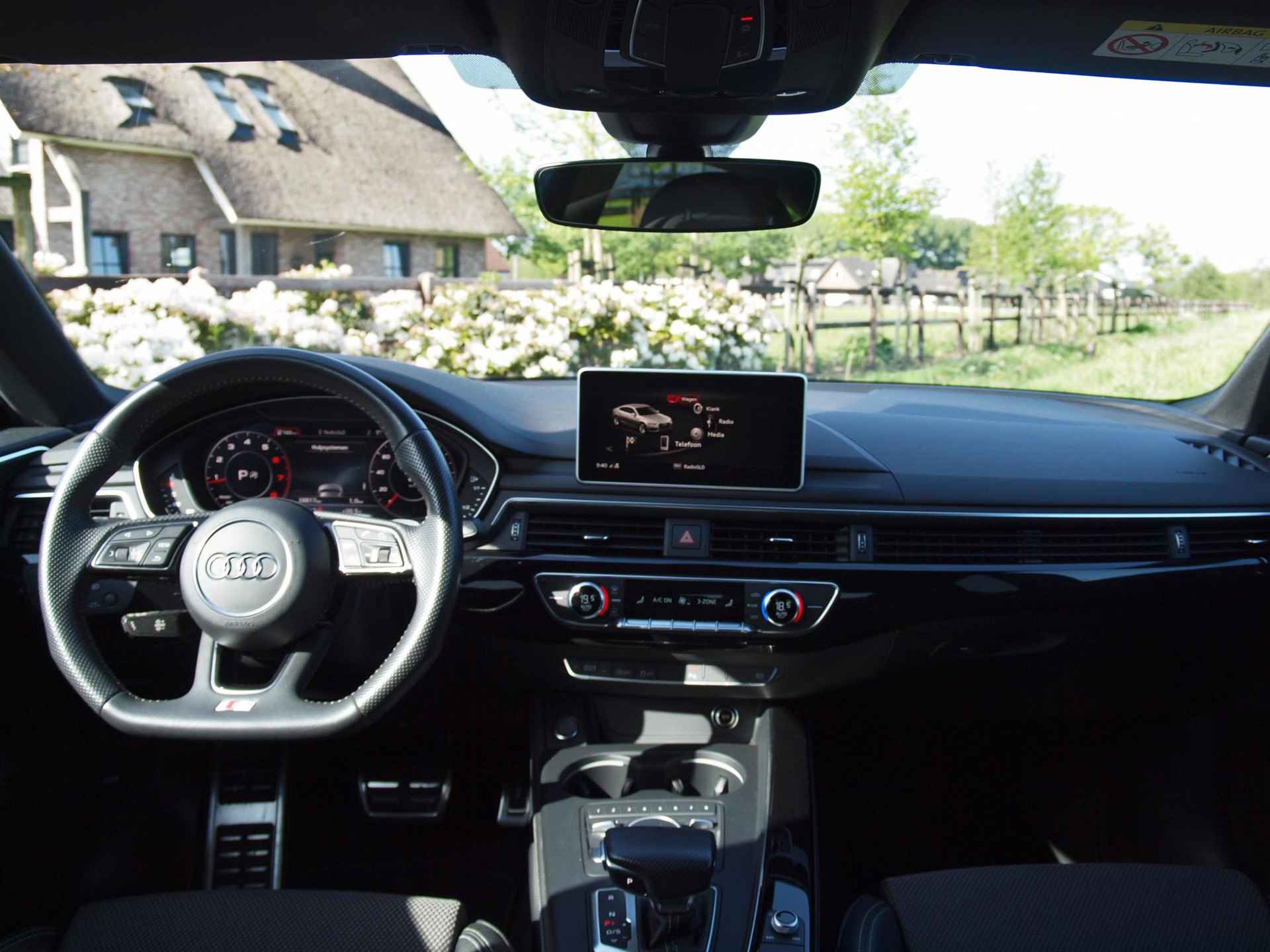 Audi A5 Sportback 35 TFSI Sport S-line black edition | 38.000km | Virtual cockpit | Full-map Navigatie - 16/39