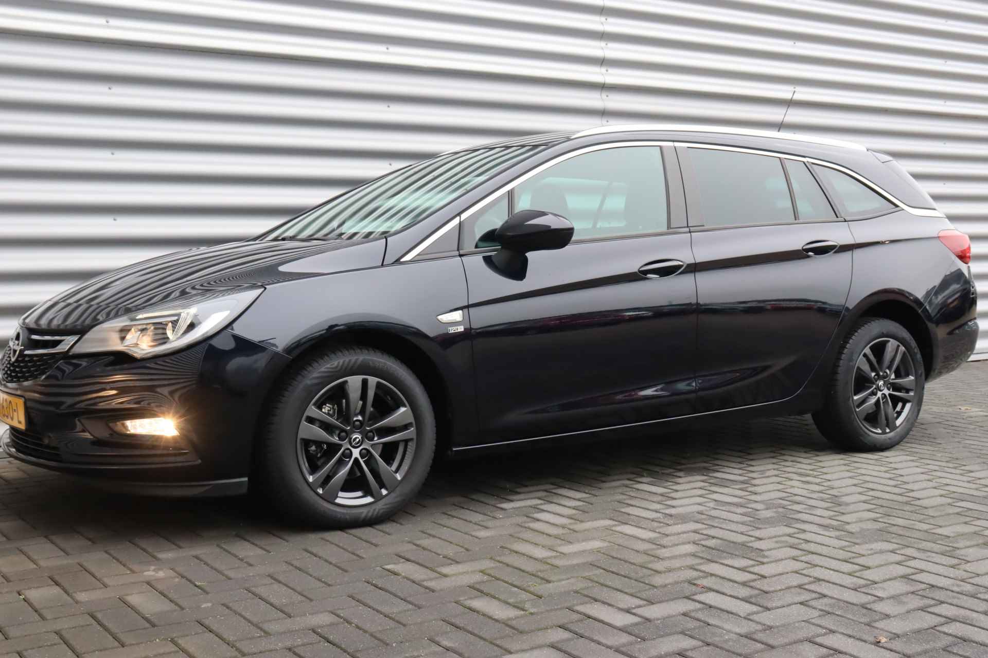 Opel Astra SPORTS TOURER 1.0 TURBO 105PK 120 JAAR EDITION / NAVI / CLIMA / LED / PDC / 16" LMV / BLUETOOTH / CR - 6/35