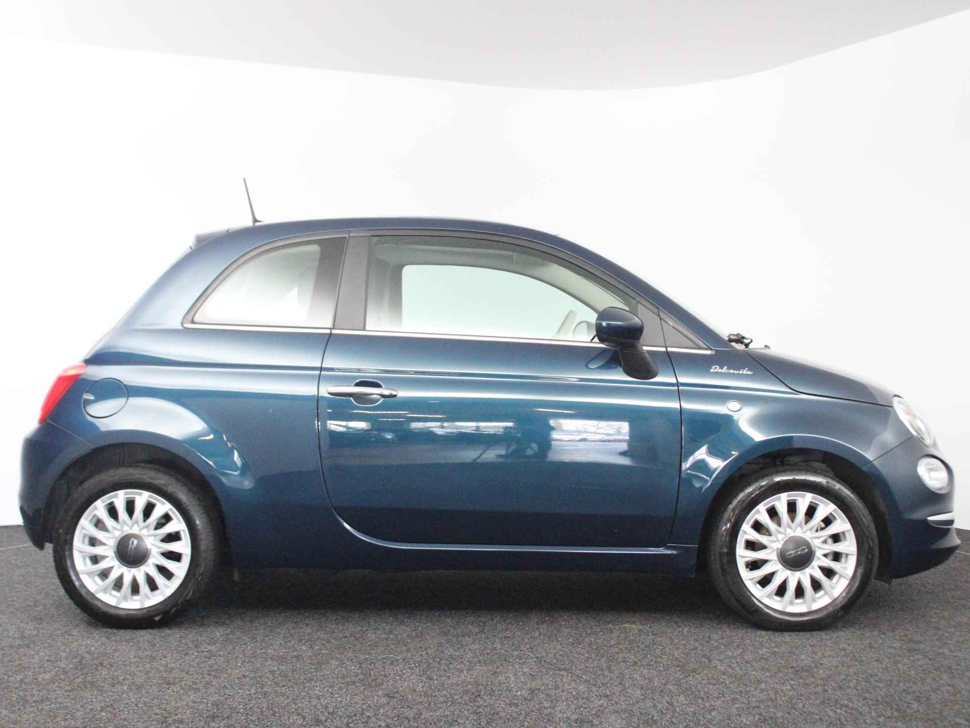 Fiat 500 1.0 Hybrid 70 Dolcevita | Clima | Panodak | Bluetooth | LM velgen 15" | Apple Carplay/Android Auto | 19.603 KM! - 9/38