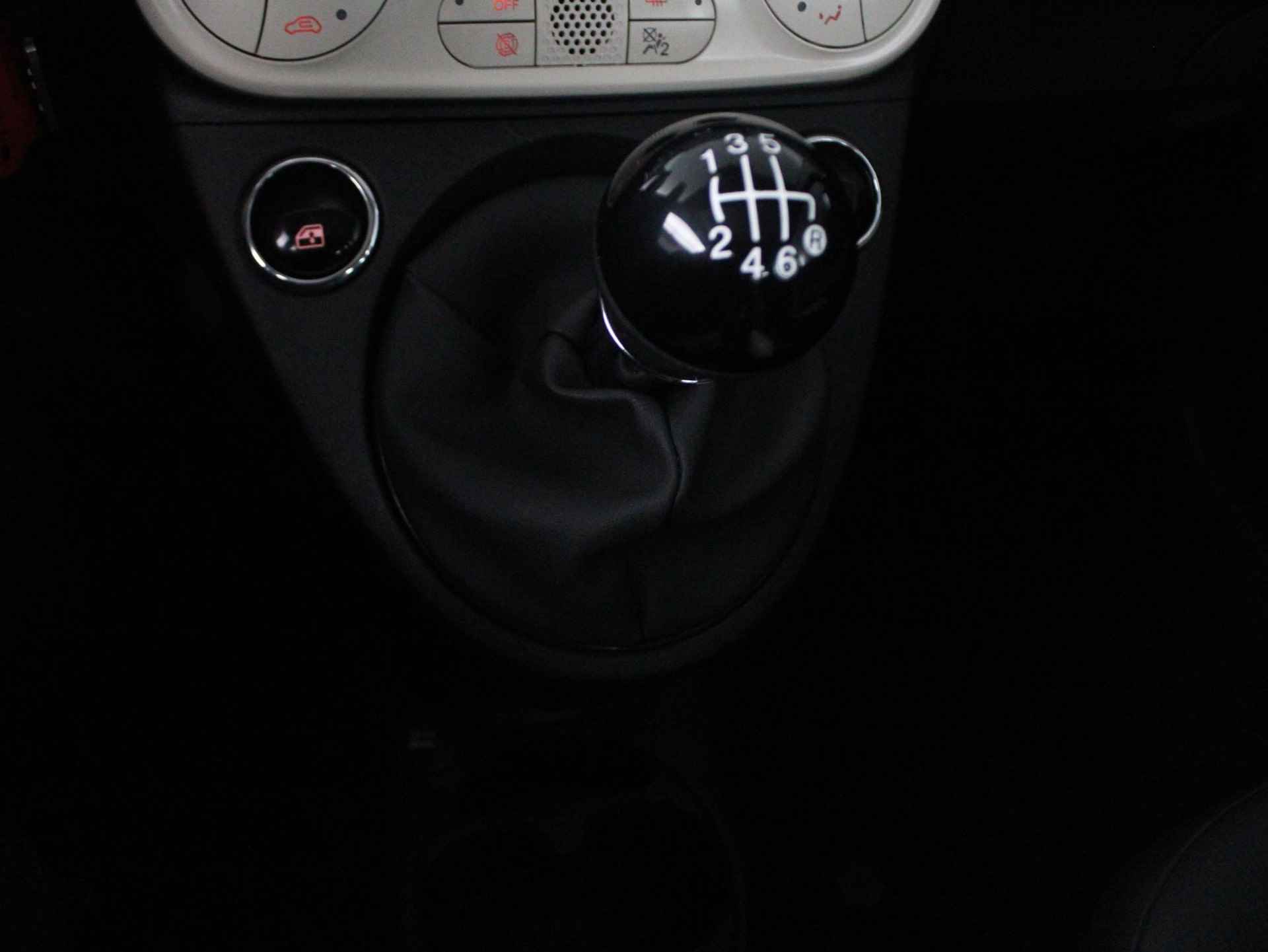 Fiat 500 1.0 Hybrid 70 Dolcevita | Clima | Panodak | Bluetooth | LM velgen 15" | Apple Carplay/Android Auto | 19.603 KM! - 36/38