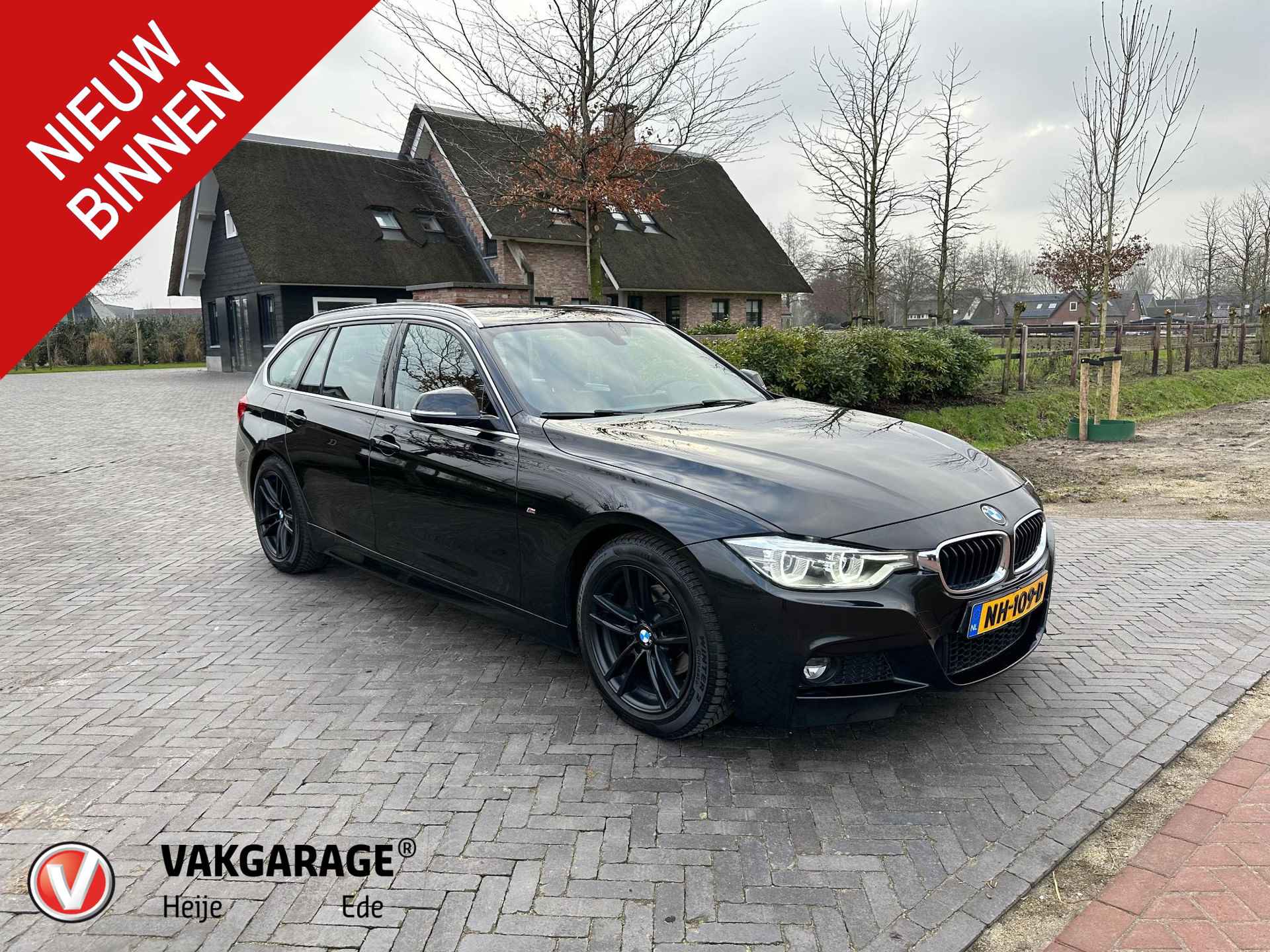 BMW 3-serie Touring 320i Centennial High Executive | M-Pakket | Panoramadak | Leder Interieur |