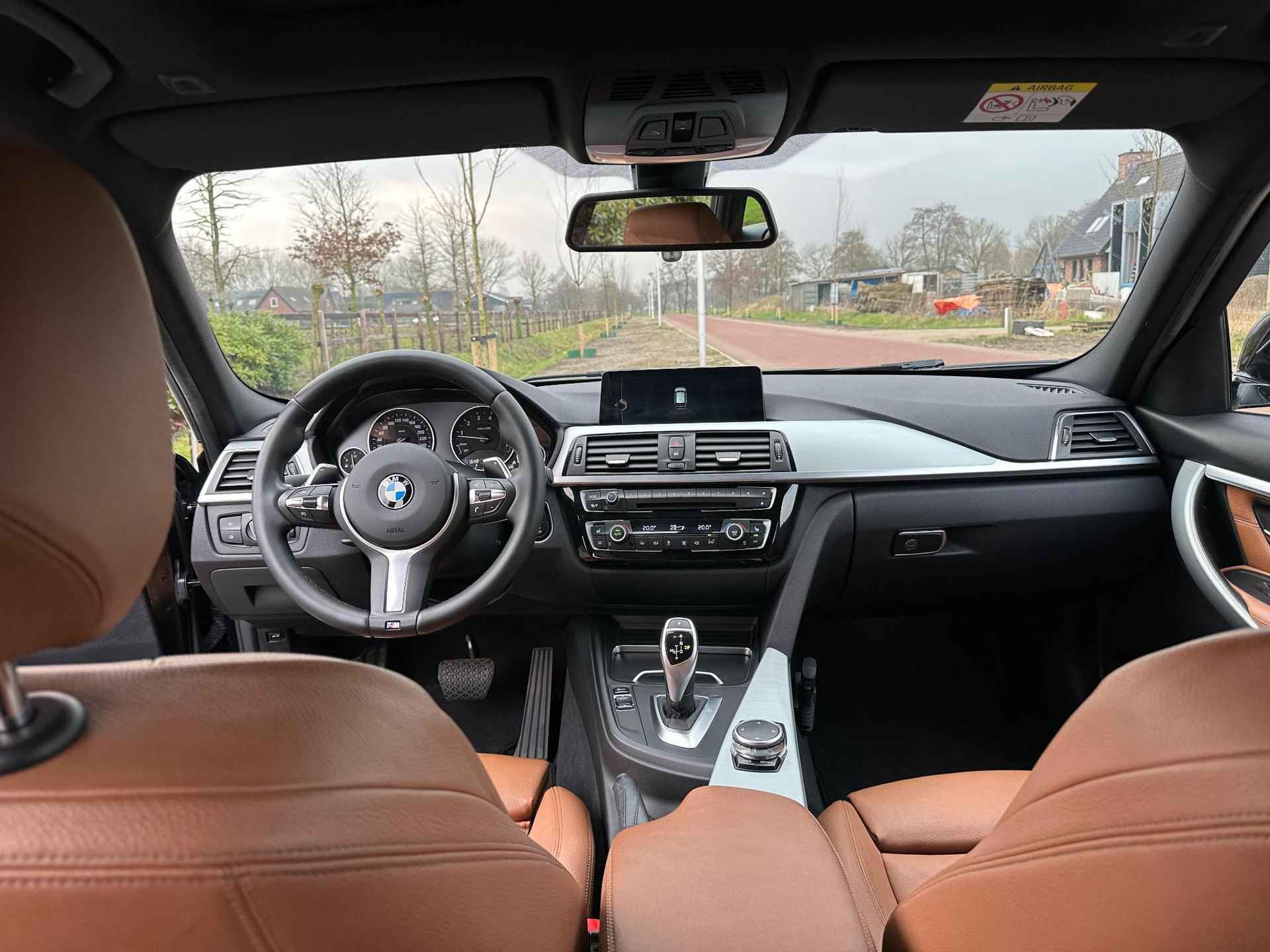 BMW 3-serie Touring 320i Centennial High Executive | M-Pakket | Panoramadak | Leder Interieur | - 15/31