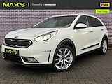 Kia Niro 1.6 GDi Hybrid DynamicPlusLine Adaptive Cruise control | Stuur/Stoelverwarming | Camera | Navigatie | Winterset | Volledige Onderhoud | Parkeersensoren |