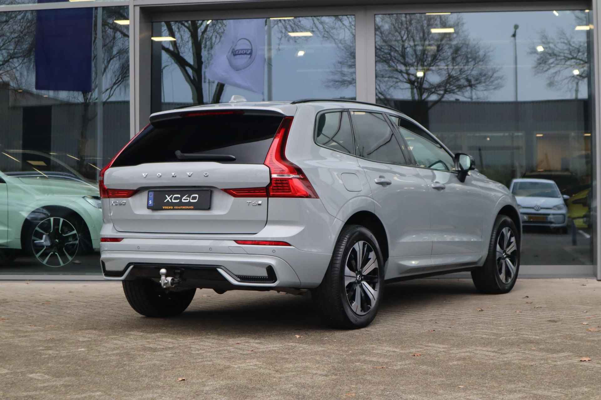 Volvo XC60 2.0 T6 Plug-in hybrid AWD Plus Dark - 30/39