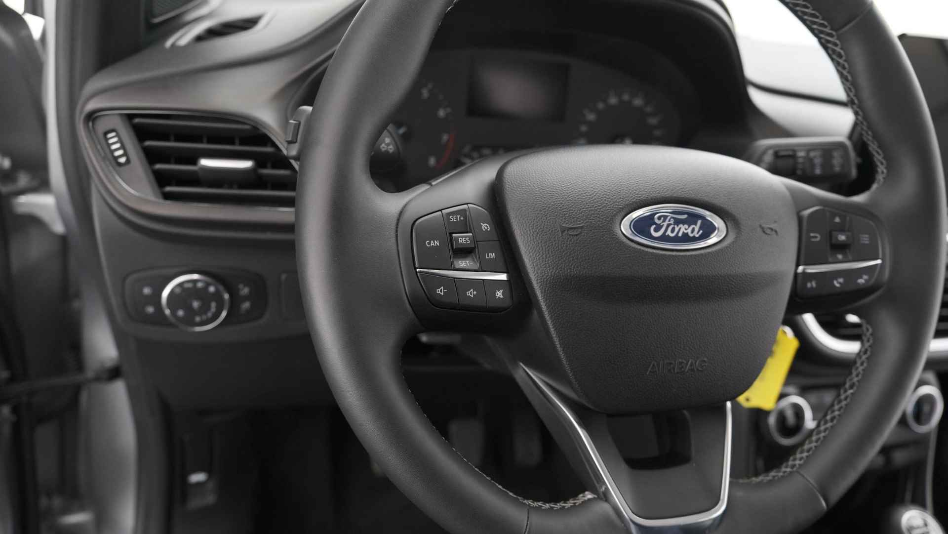 Ford Puma 1.0 EcoBoost Hybrid Titanium X | Trekhaak | Camera | Navigatie | Winterpakket | Parkeersensoren | Apple Carplay - 29/72