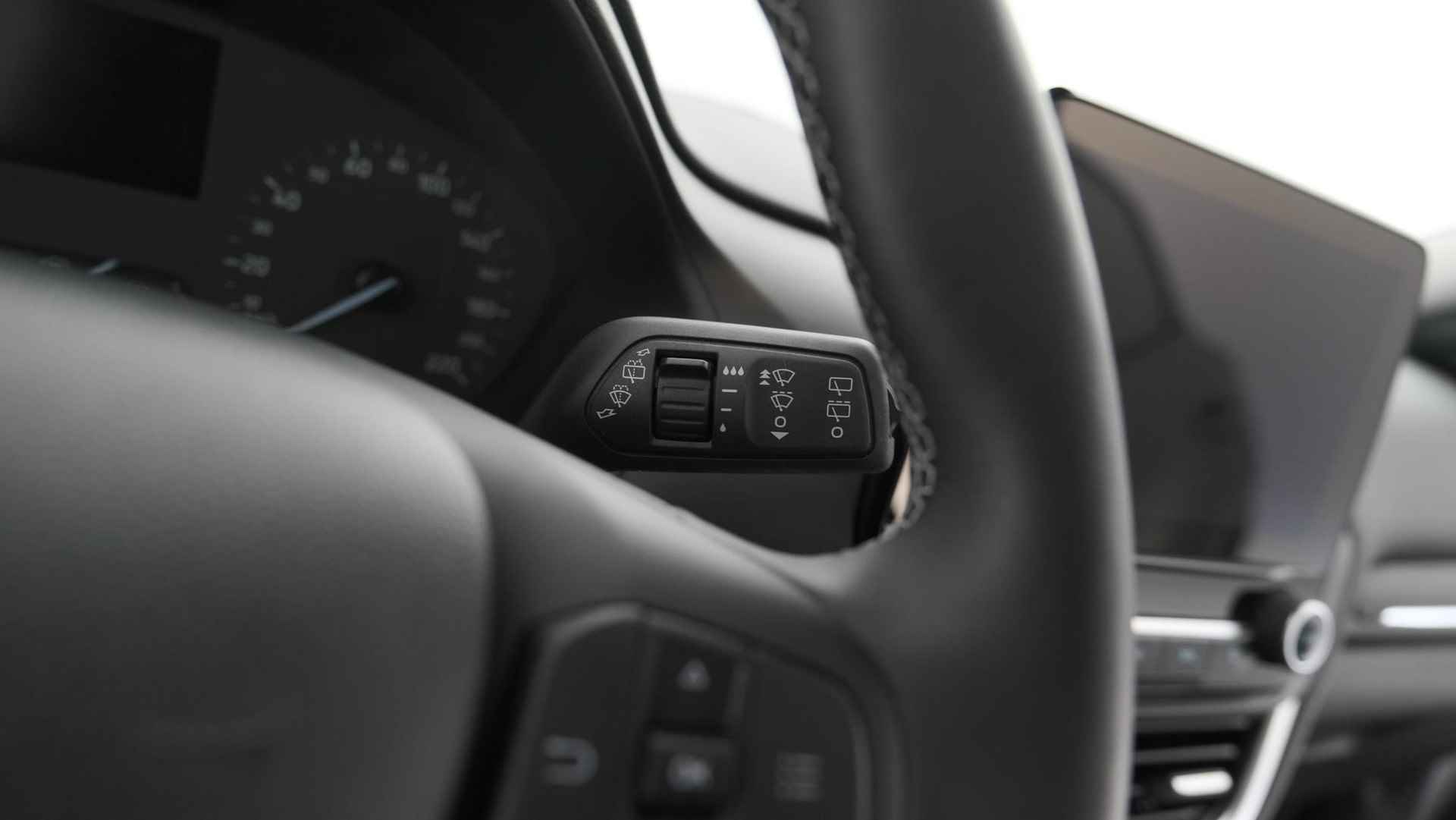Ford Puma 1.0 EcoBoost Hybrid Titanium X | Trekhaak | Camera | Navigatie | Winterpakket | Parkeersensoren | Apple Carplay - 32/72