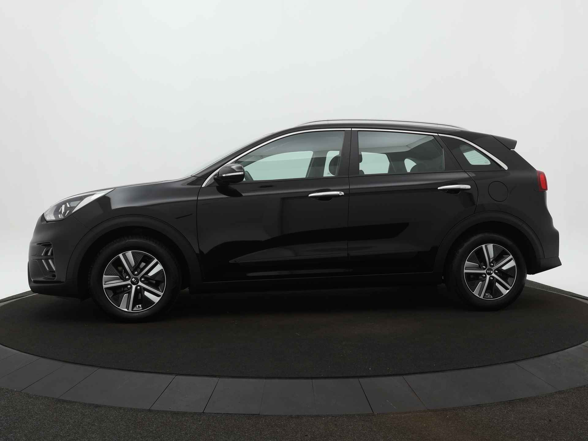 Kia Niro 1.6 GDi Hybrid DynamicLine - Navigatie - Camera - Cruise Control - Airco - Facelift-model - Fabrieksgarantie tot 11-2026 - 4/49