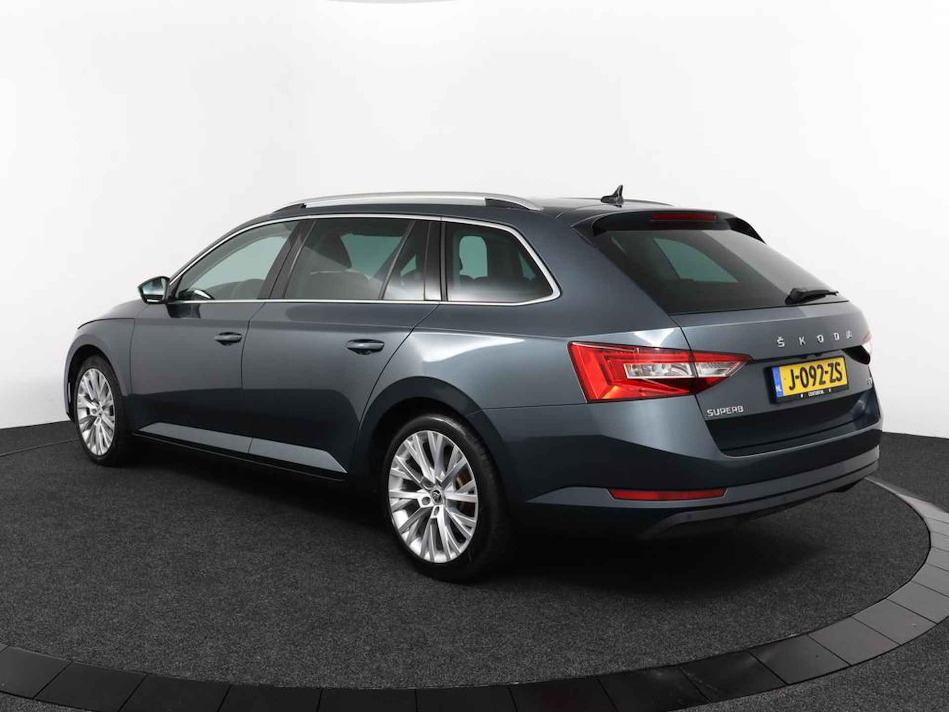 Skoda Superb Combi 1.4 TSI iV 218Pk Business Edition Plus - 10/46