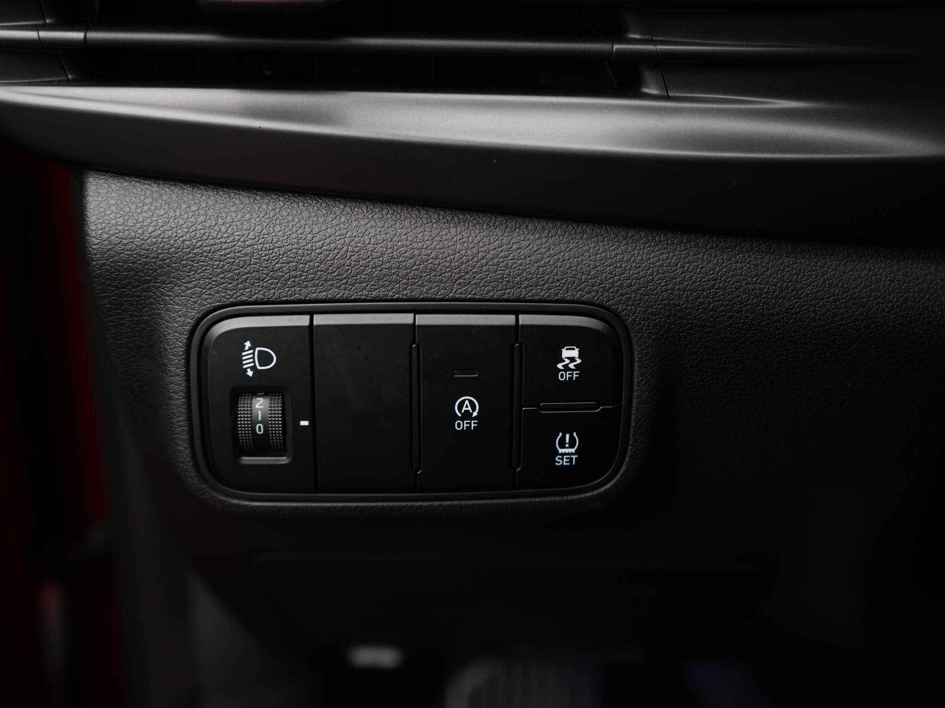 Hyundai i20 1.0 T-GDI Comfort | Apple Carplay + Android Auto | Achteruitrijcamera | Cruise Control | - 29/41