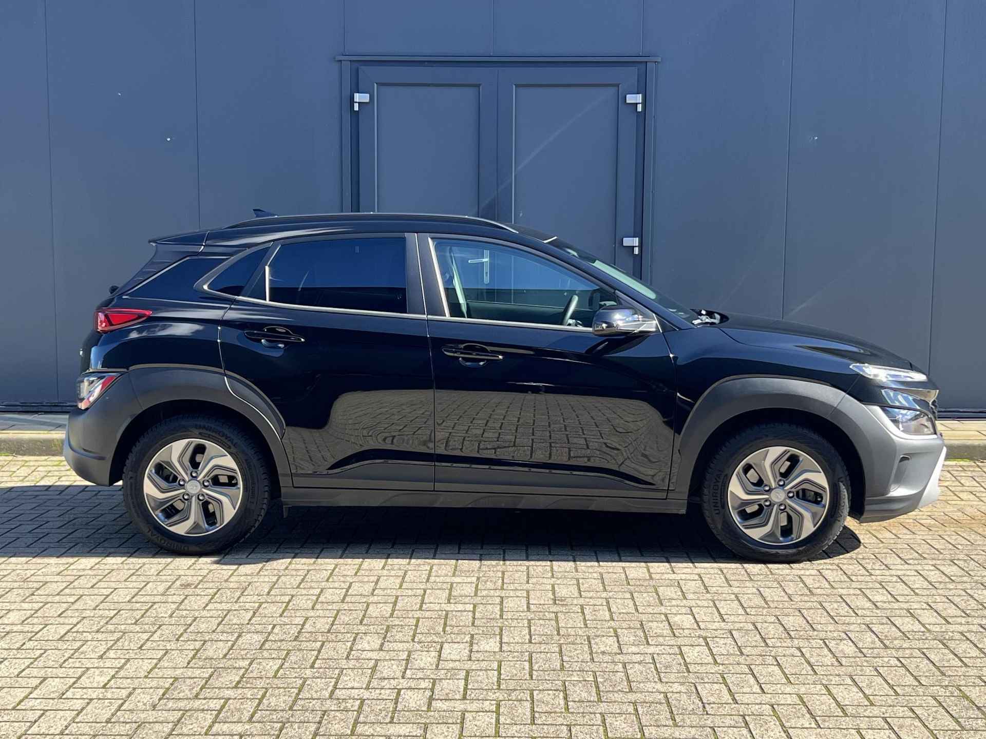 Hyundai Kona 1.6 GDI HEV Comfort Smart Automaat / Navigatie / Achteruitrijcamera / Cruise Control / All Season banden / Apple Carplay / Android Auto / DAB - 16/33