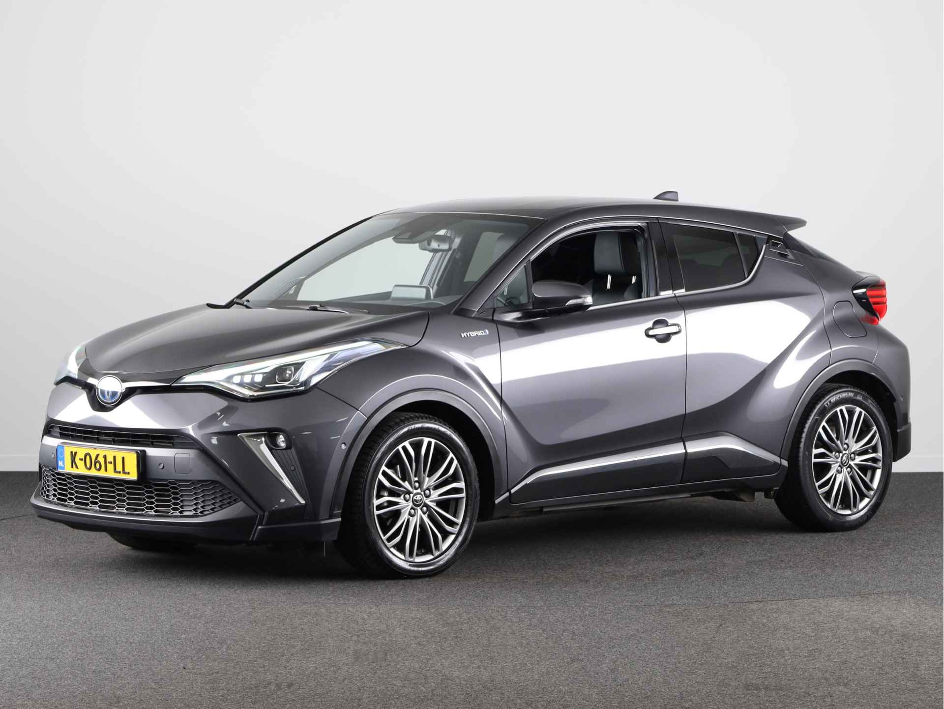 Toyota C-HR 2.0 Hybrid Executive | JBL | Navigatie | Camera | Climate Control | Parkeer Ass. | Cruise Control Adaptief | Stoelverwarming | - 14/43