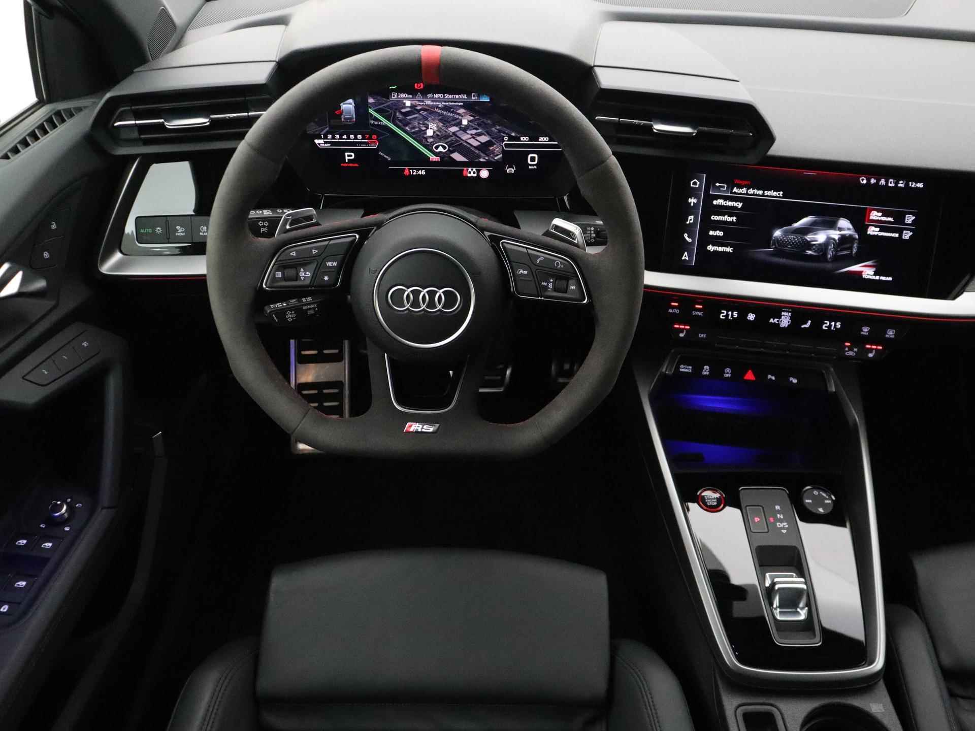 Audi RS3 Sportback 2.5 TFSI 400 PK quattro | Pano.dak | B&O | RS-Sportuitlaat | Keyless entry | Elektr. stoelen/achterklep | Adapt. cruise | Matrix LED | Alcantara stuur  | Verlengde fabrieksgarantie* - 16/41