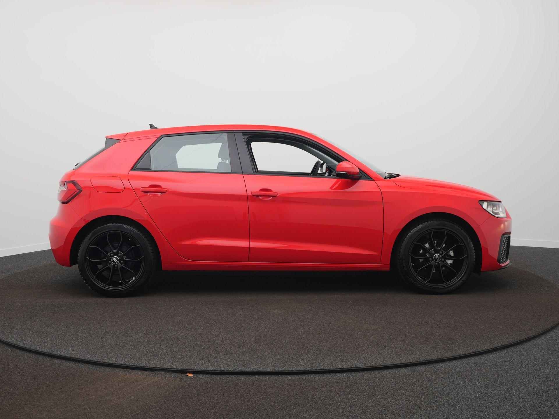 Audi A1 Sportback 25 TFSI Pro Line | Cruise | Carplay | 17 Inch | All-Seasons - 4/36