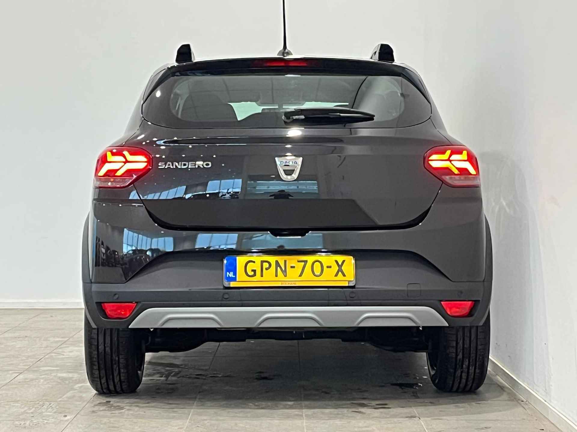 Dacia Sandero Stepway 1.0 TCe 90 Essential | Apple Carplay | Parkeersensoren | Stoelverwarming - 13/34