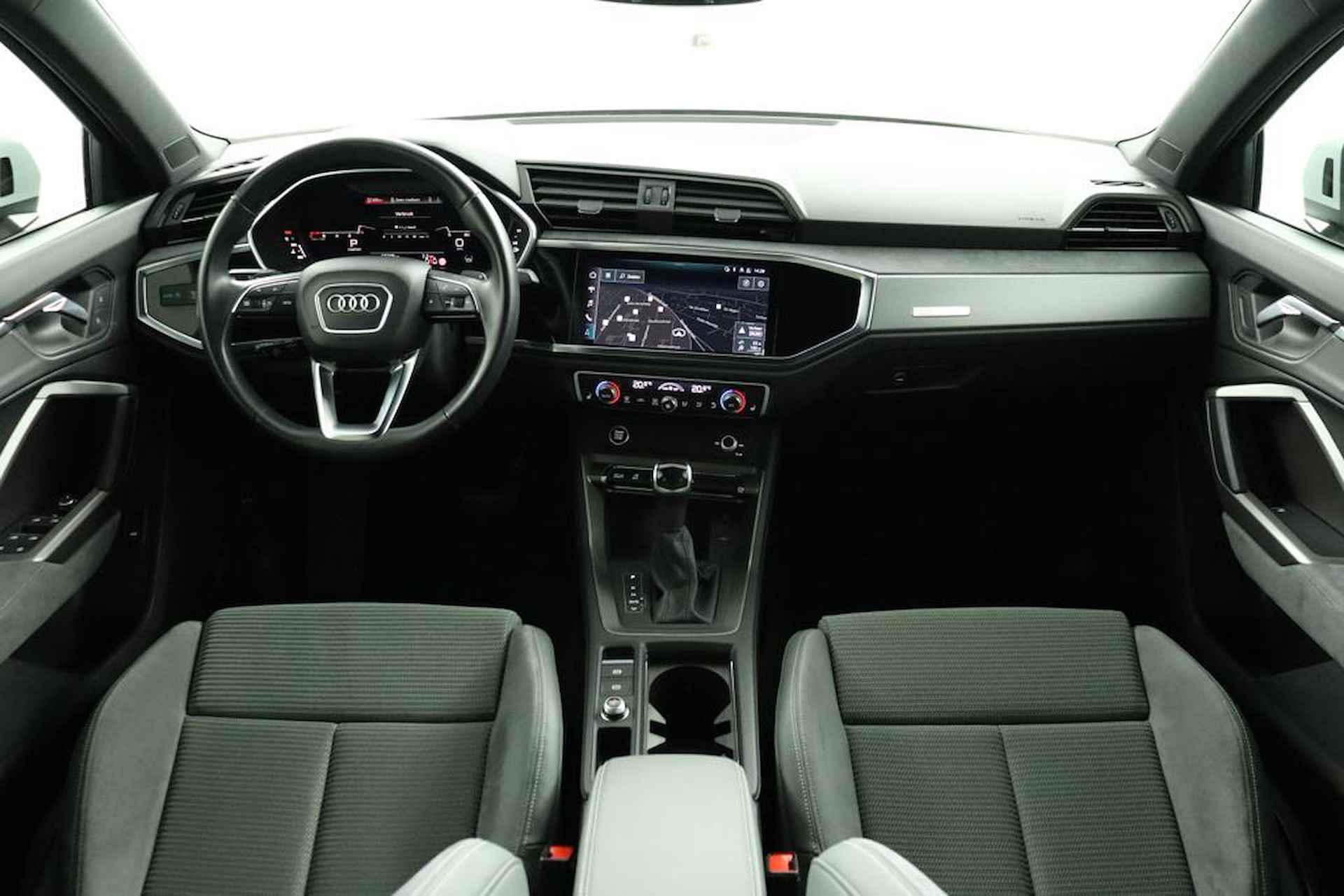 Audi Q3 35 TFSI 150Pk Automaat S-Line - 4/54