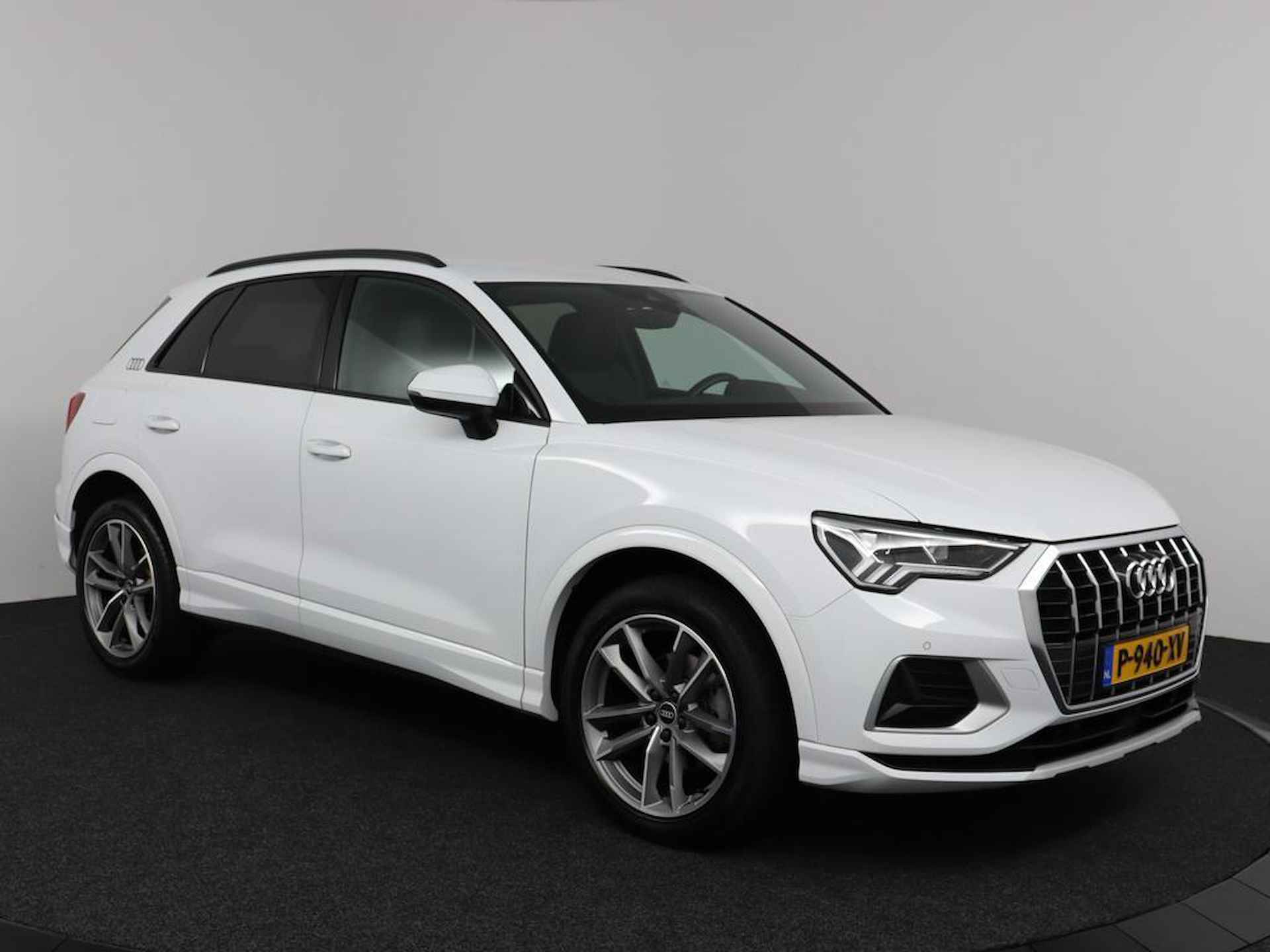 Audi Q3 35 TFSI 150Pk Automaat S-Line - 12/54