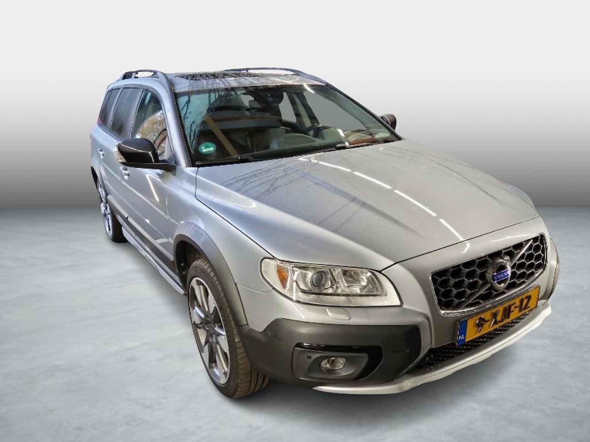 Volvo XC70 2.0 T5 FWD Dynamic Edition | Trekhaak | Spoiler | Kinderzitjes | Stoelverwarming | Schuif kantel dak | Volvo On Call | - 8/13