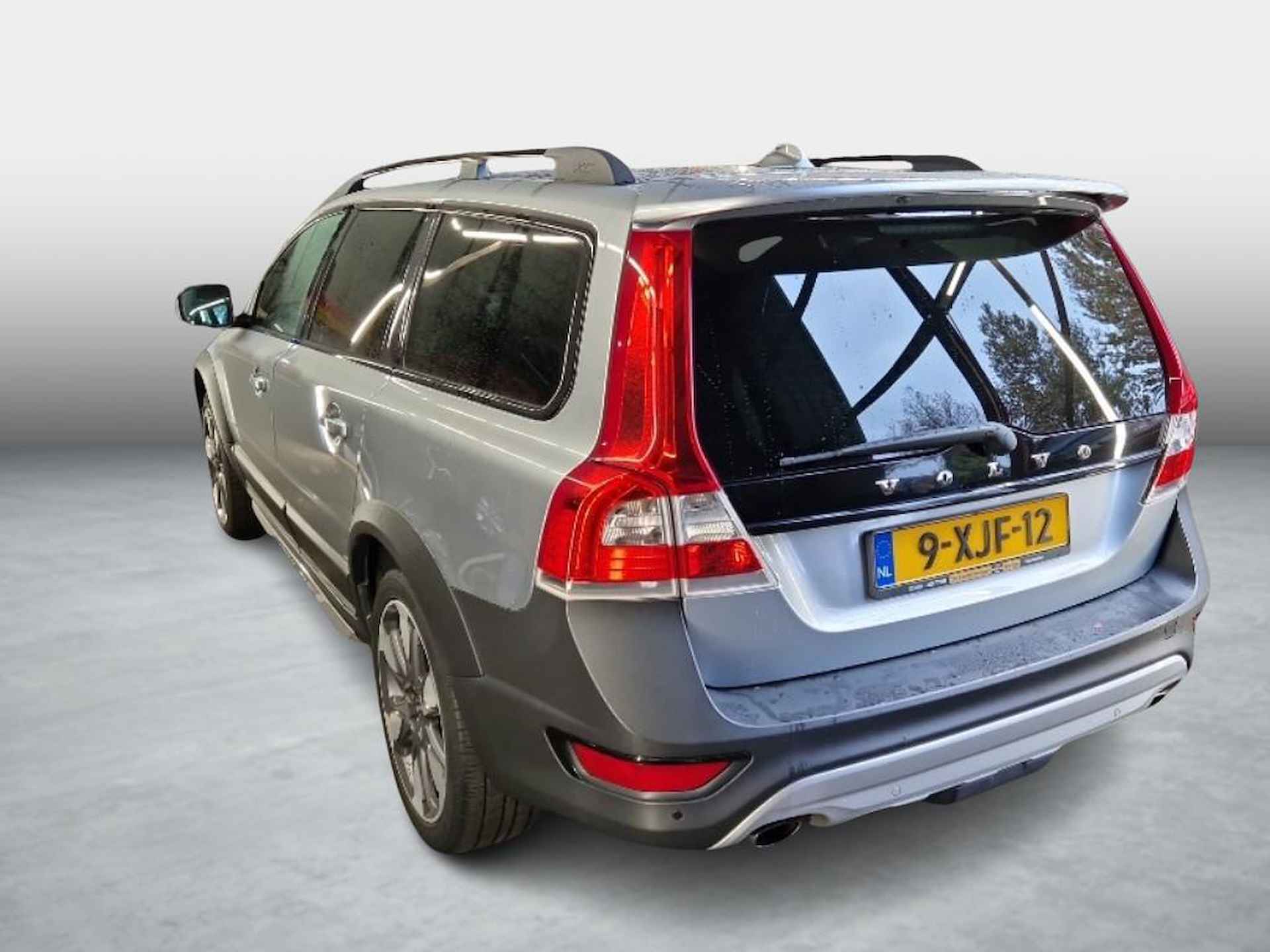 Volvo XC70 2.0 T5 FWD Dynamic Edition | Trekhaak | Spoiler | Kinderzitjes | Stoelverwarming | Schuif kantel dak | Volvo On Call | - 13/13