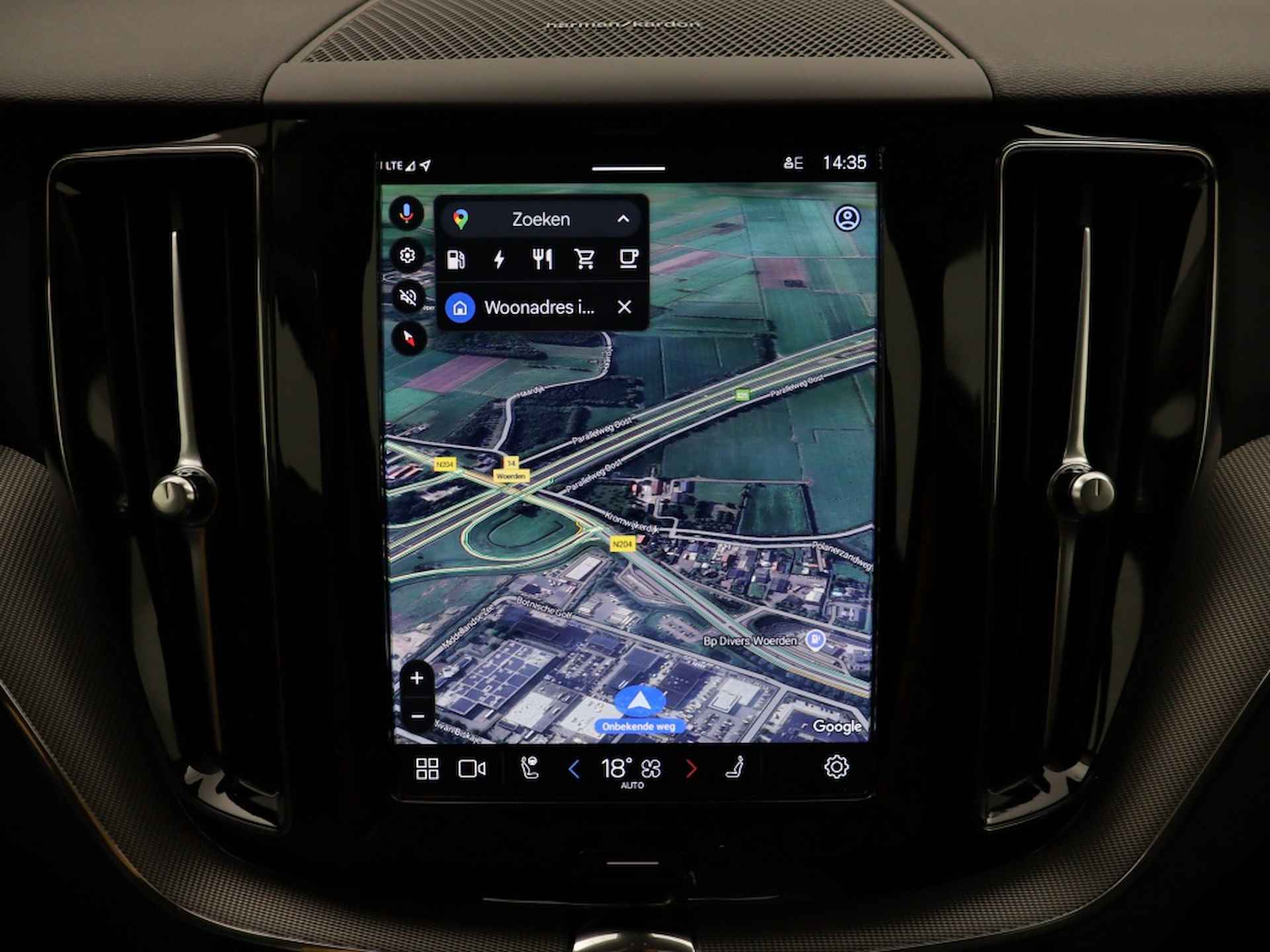 Volvo XC60 T6 PLUG-IN HYBRID LONG RANGE PLUS DARK LUCHTVERING 360GR CAM 21I - 32/44