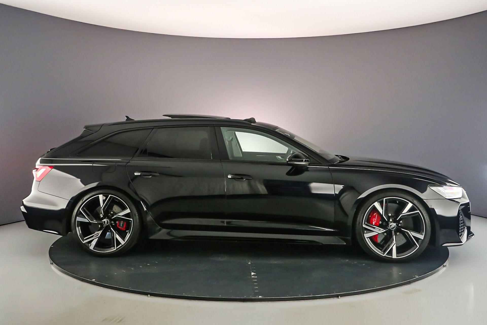 Audi RS 6 600pk | Keramisch | Pano | B&O | Head UP | 305km\h | RS Dynamic Plus | Tour/City | 4Wiel Besturing | 360Cam | Servo | RS Sportuitlaat | RS Luchtvering | - 10/67