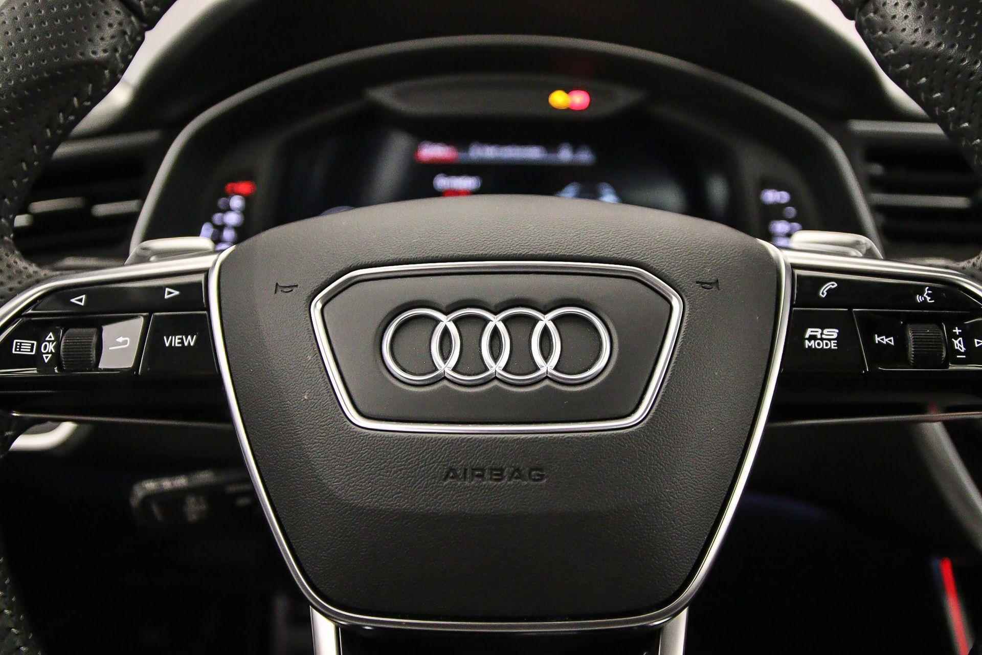 Audi RS 6 600pk | Keramisch | Pano | B&O | Head UP | 305km\h | RS Dynamic Plus | Tour/City | 4Wiel Besturing | 360Cam | Servo | RS Sportuitlaat | RS Luchtvering | - 18/67