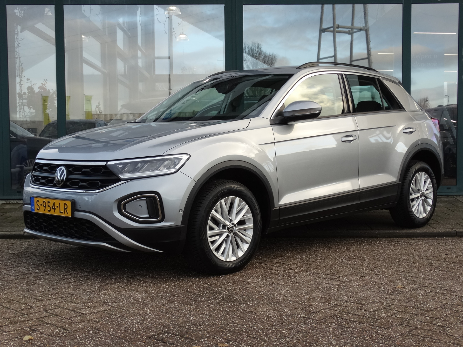 Volkswagen T-Roc 1.0 TSI 110PK Life | Apple Carplay/Android Auto | Cruise Control | Airco | Parkeersensoren |