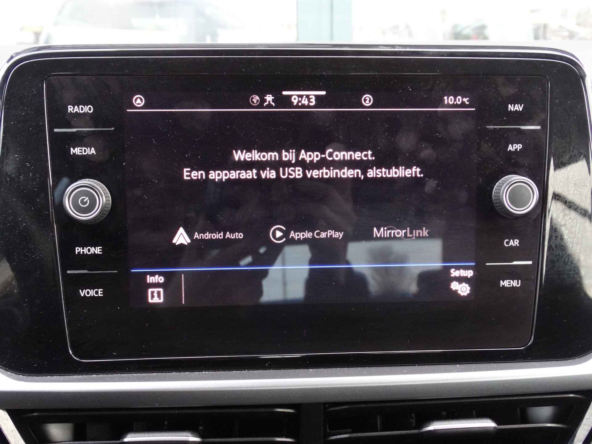 Volkswagen T-Roc 1.0 TSI 110PK Life | Apple Carplay/Android Auto | Cruise Control | Airco | Parkeersensoren | - 17/24