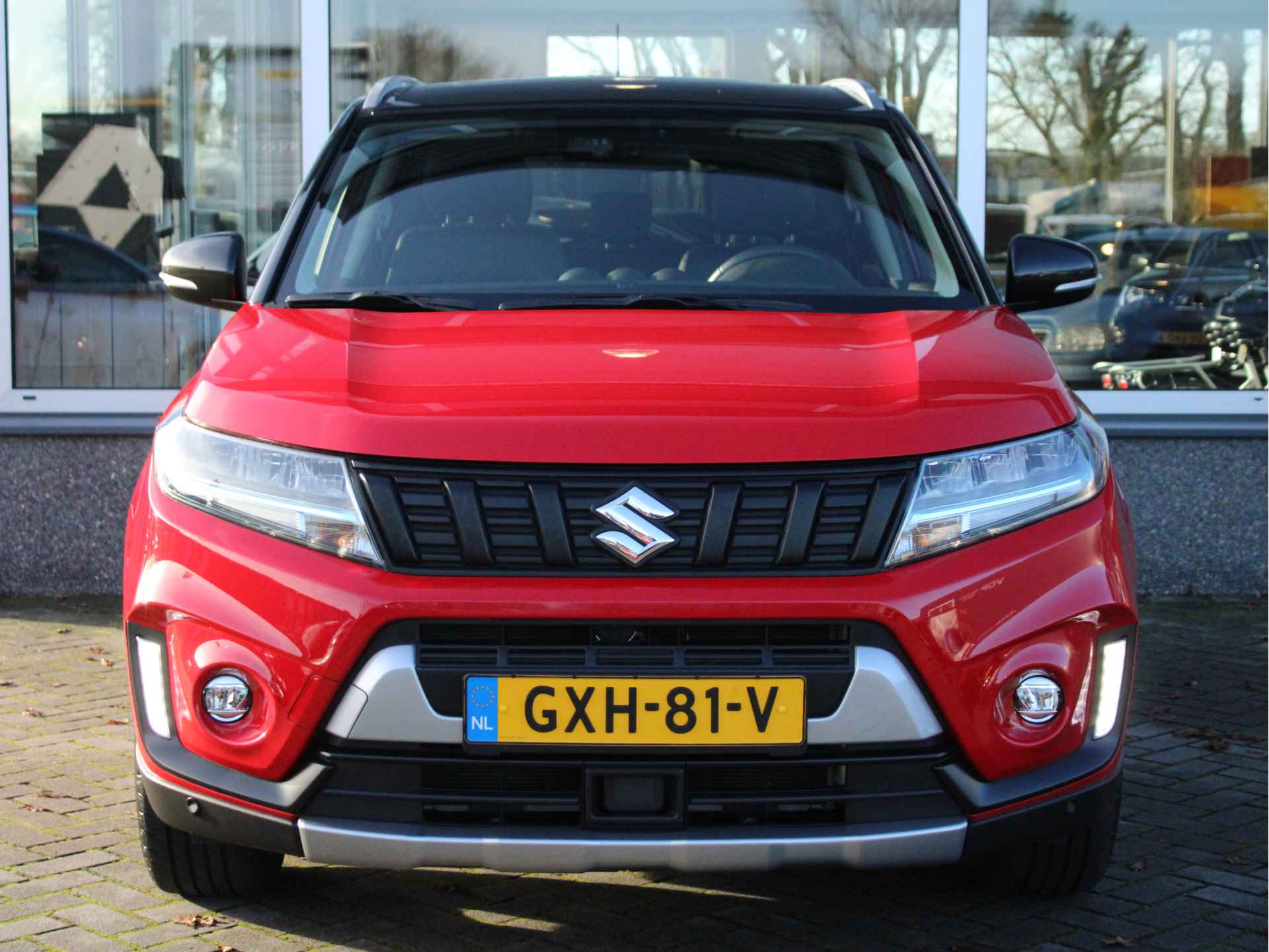 Suzuki Vitara 1.5 Hybrid Style Automaat Panoramadak, Multimediasysteem, Parkeercamera, Stoelverwarming, Navigatie - 12/47