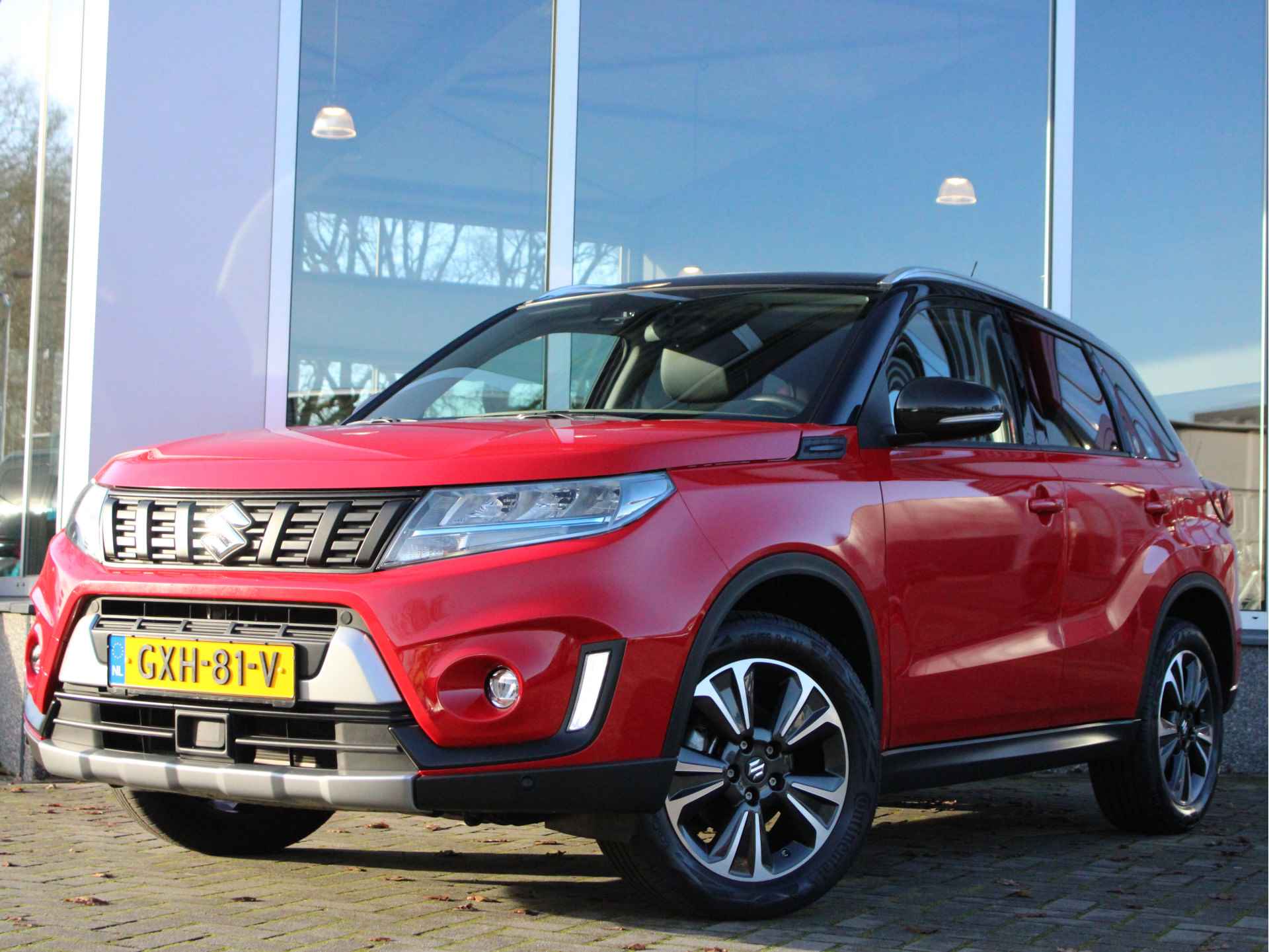 Suzuki Vitara 1.5 Hybrid Style Automaat Panoramadak, Multimediasysteem, Parkeercamera, Stoelverwarming, Navigatie - 13/47