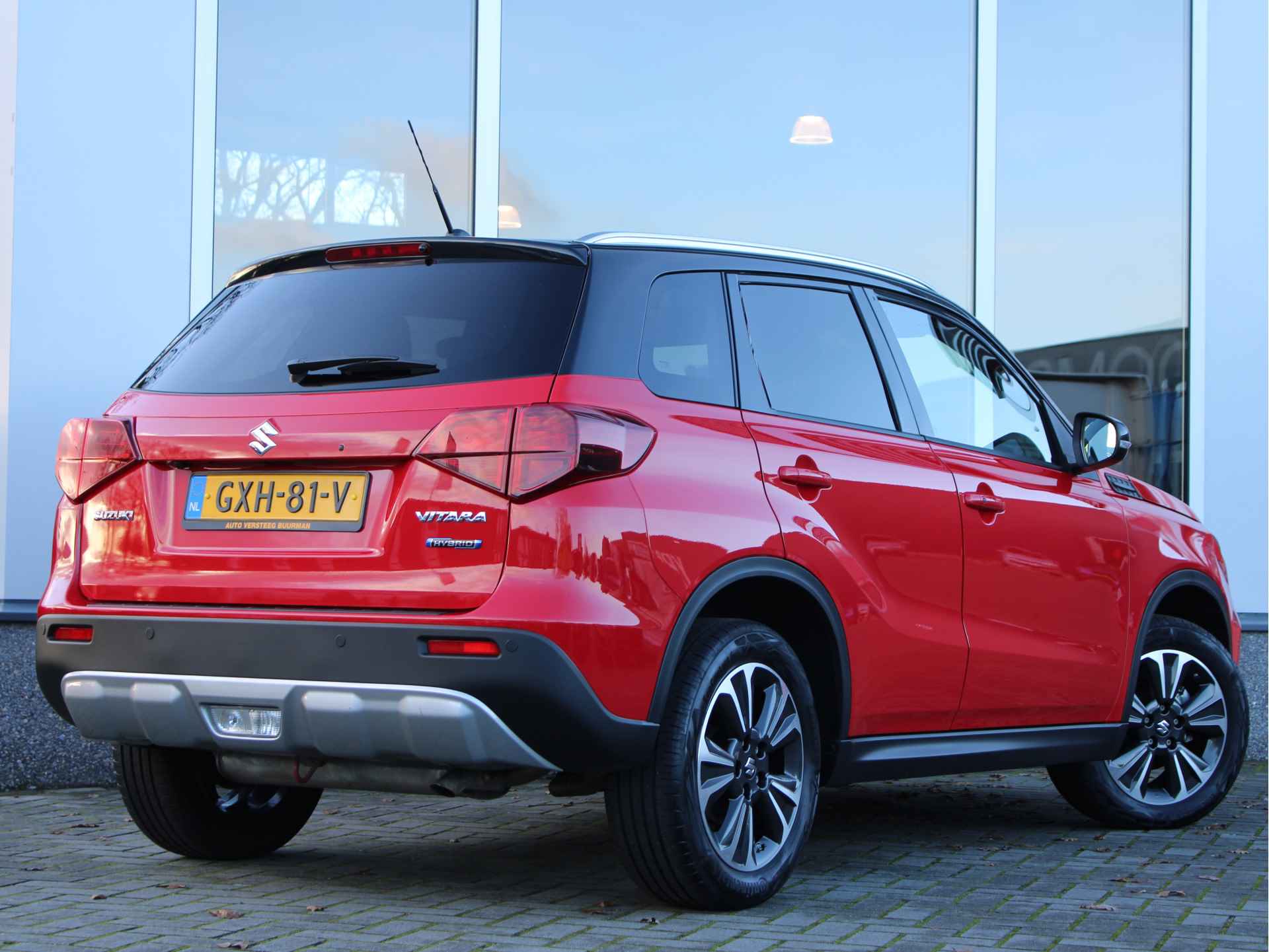 Suzuki Vitara 1.5 Hybrid Style Automaat Panoramadak, Multimediasysteem, Parkeercamera, Stoelverwarming, Navigatie - 16/47