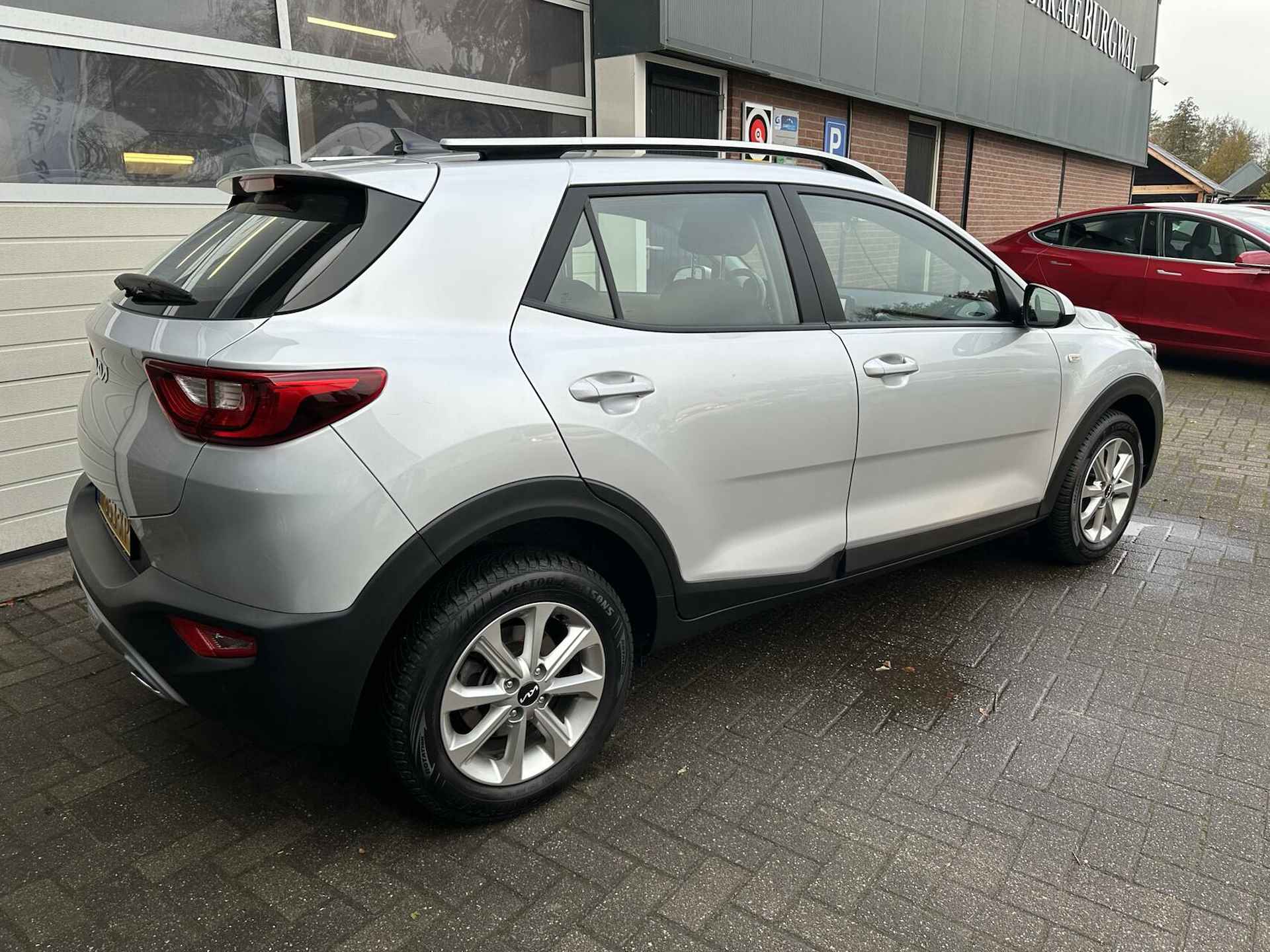 Kia Stonic 1.0 T-GDi MHEV CARPLAY/ECC *ALL-IN PRIJS* - 9/28