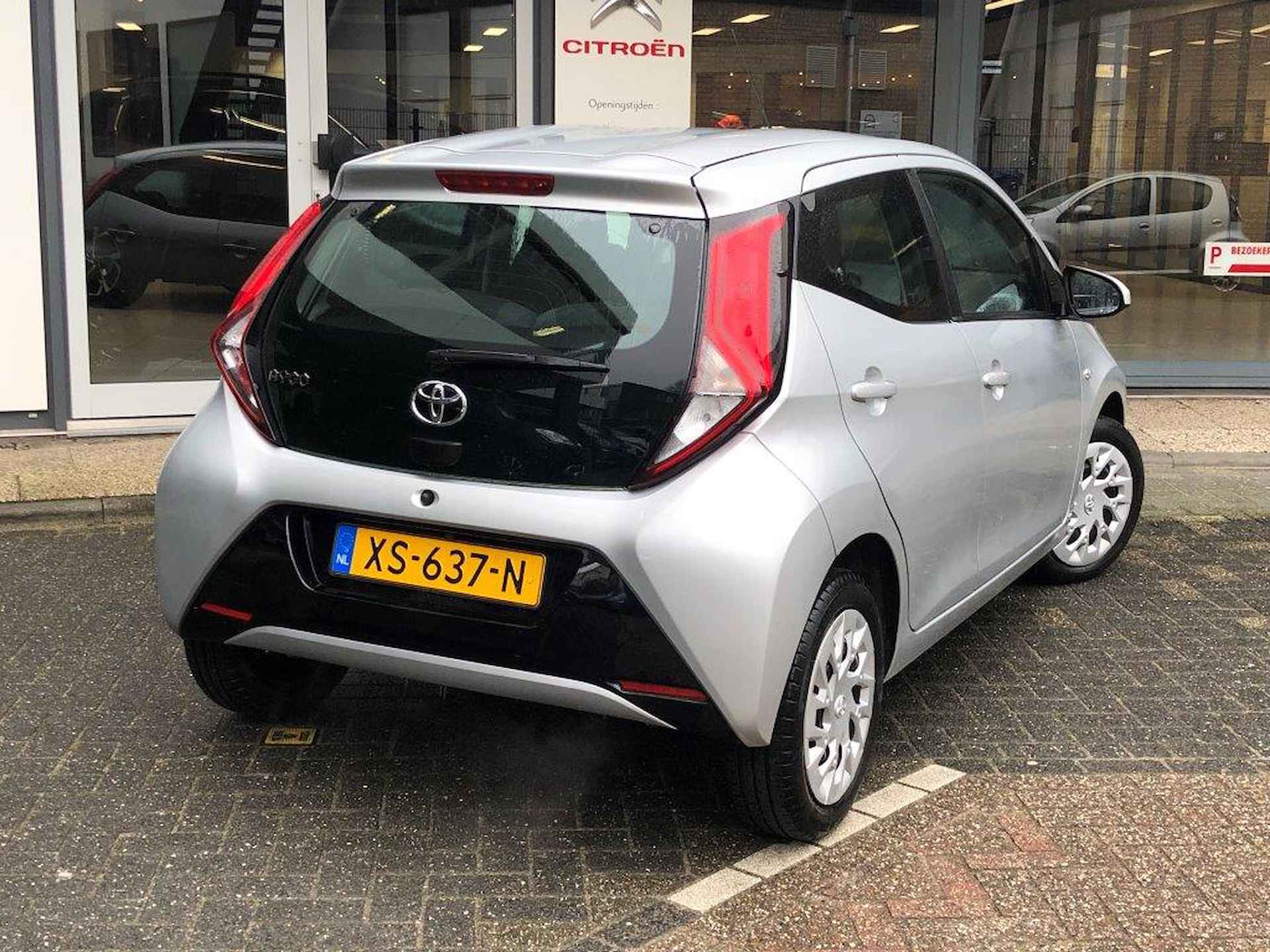 Toyota Aygo X-PLAY AUTOMAAT - 12/15